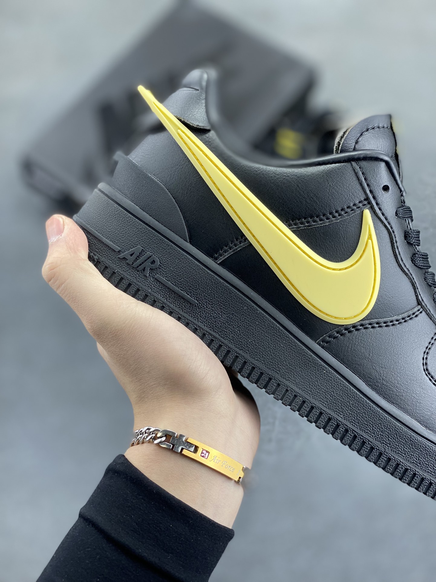 图片[6]-Nike Air Force 1 Low AMBUSH联名 原楦头原纸板 打造纯正空军版型 专注外贸渠道 全掌内置蜂窝气垫 原盒配件 原厂中底钢印、拉帮完美 货号：DV3464-008 尺码：36 36.5 37.5 38 38.5 39 40 40.5 41 42 42.5 43 44 44.5 45-选品中心