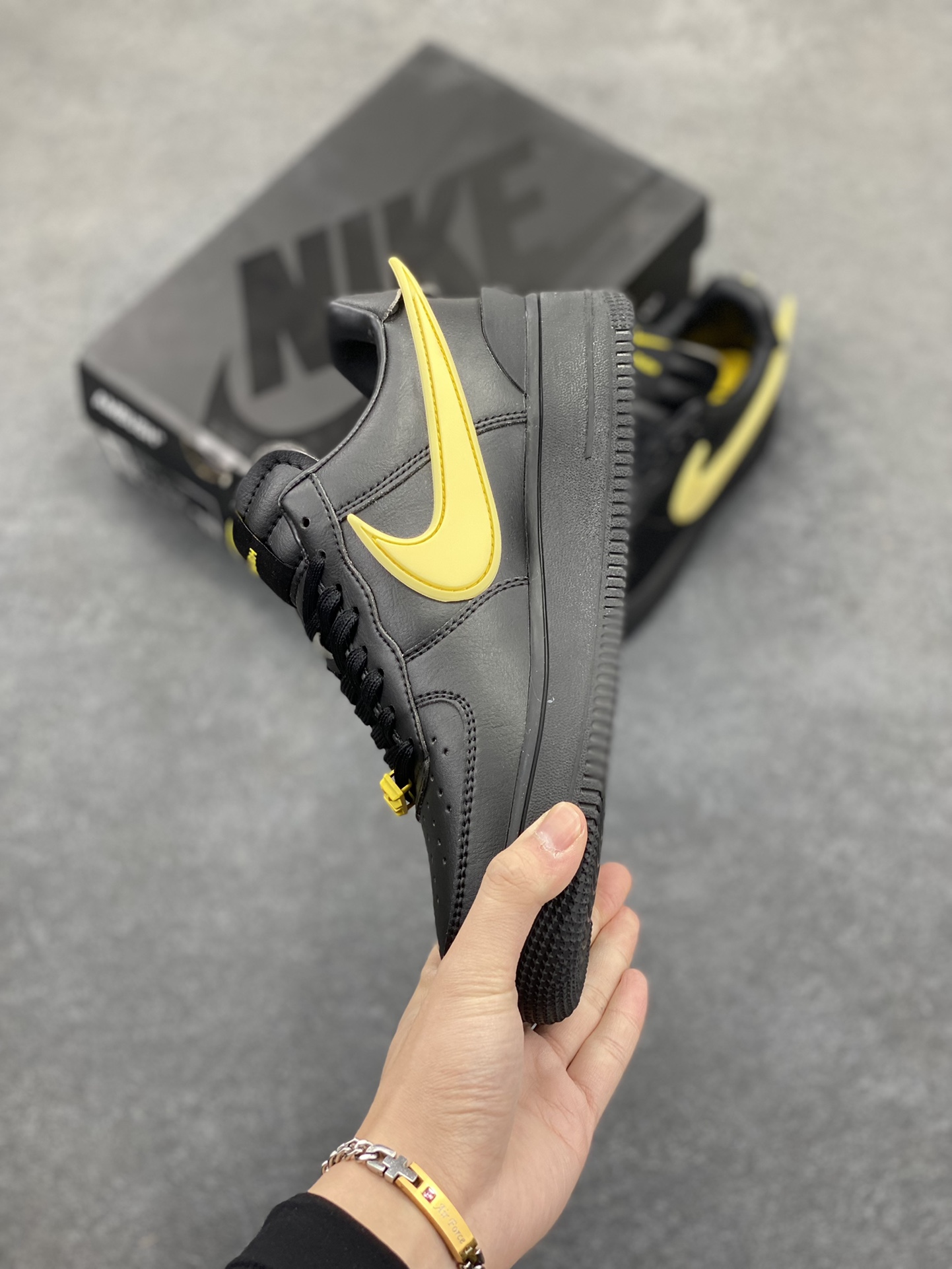 图片[3]-Nike Air Force 1 Low AMBUSH联名 原楦头原纸板 打造纯正空军版型 专注外贸渠道 全掌内置蜂窝气垫 原盒配件 原厂中底钢印、拉帮完美 货号：DV3464-008 尺码：36 36.5 37.5 38 38.5 39 40 40.5 41 42 42.5 43 44 44.5 45-选品中心