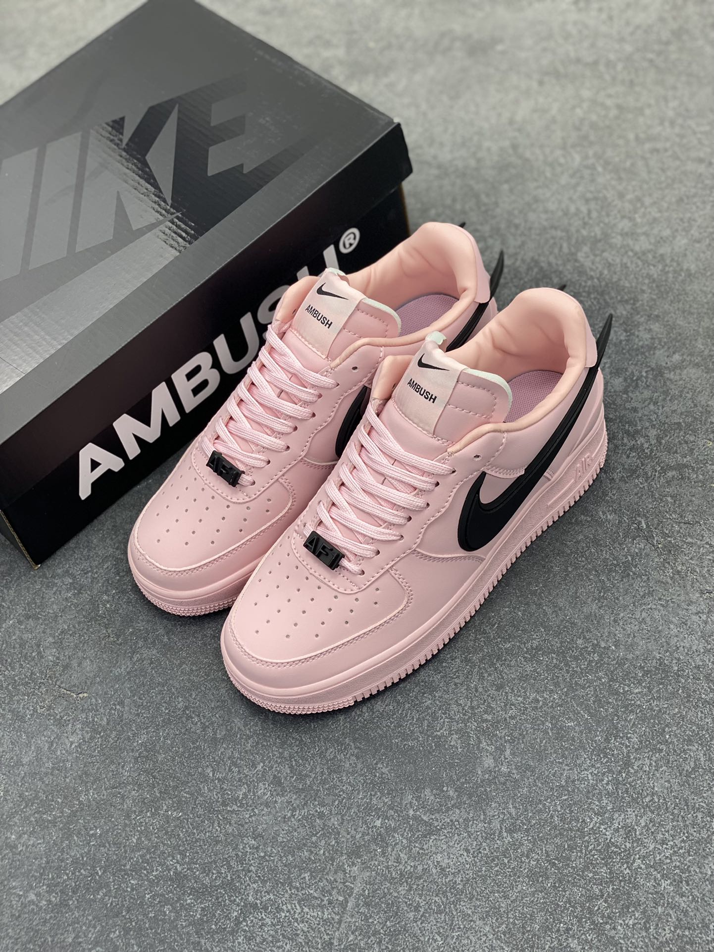 图片[8]-Nike Air Force 1 Low AMBUSH联名 原楦头原纸板 打造纯正空军版型 专注外贸渠道 全掌内置蜂窝气垫 原盒配件 原厂中底钢印、拉帮完美 货号：DV3464-022 尺码：36 36.5 37.5 38 38.5 39 40 40.5 41 42 42.5 43 44 44.5 45-选品中心