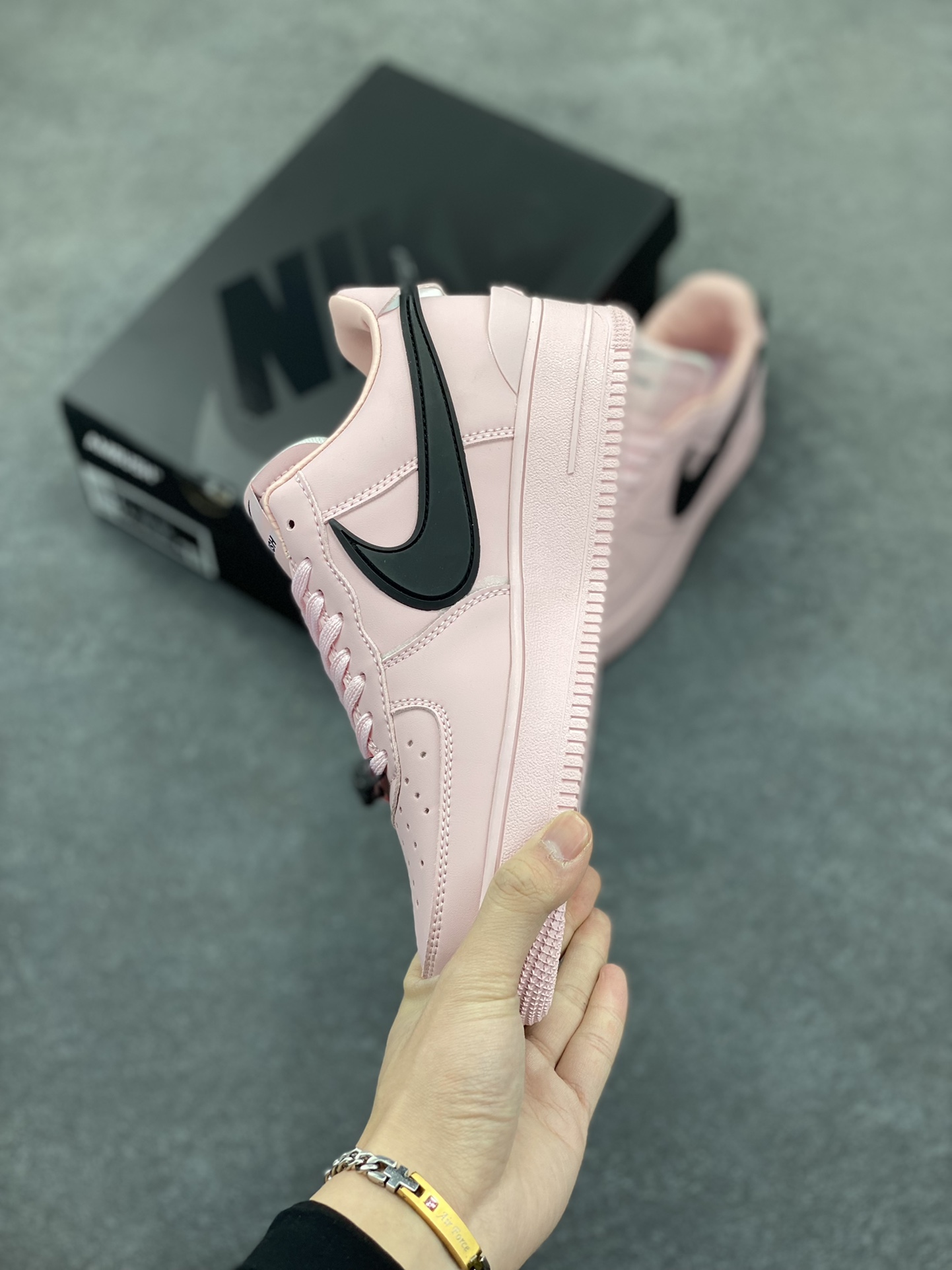 图片[3]-Nike Air Force 1 Low AMBUSH联名 原楦头原纸板 打造纯正空军版型 专注外贸渠道 全掌内置蜂窝气垫 原盒配件 原厂中底钢印、拉帮完美 货号：DV3464-022 尺码：36 36.5 37.5 38 38.5 39 40 40.5 41 42 42.5 43 44 44.5 45-选品中心