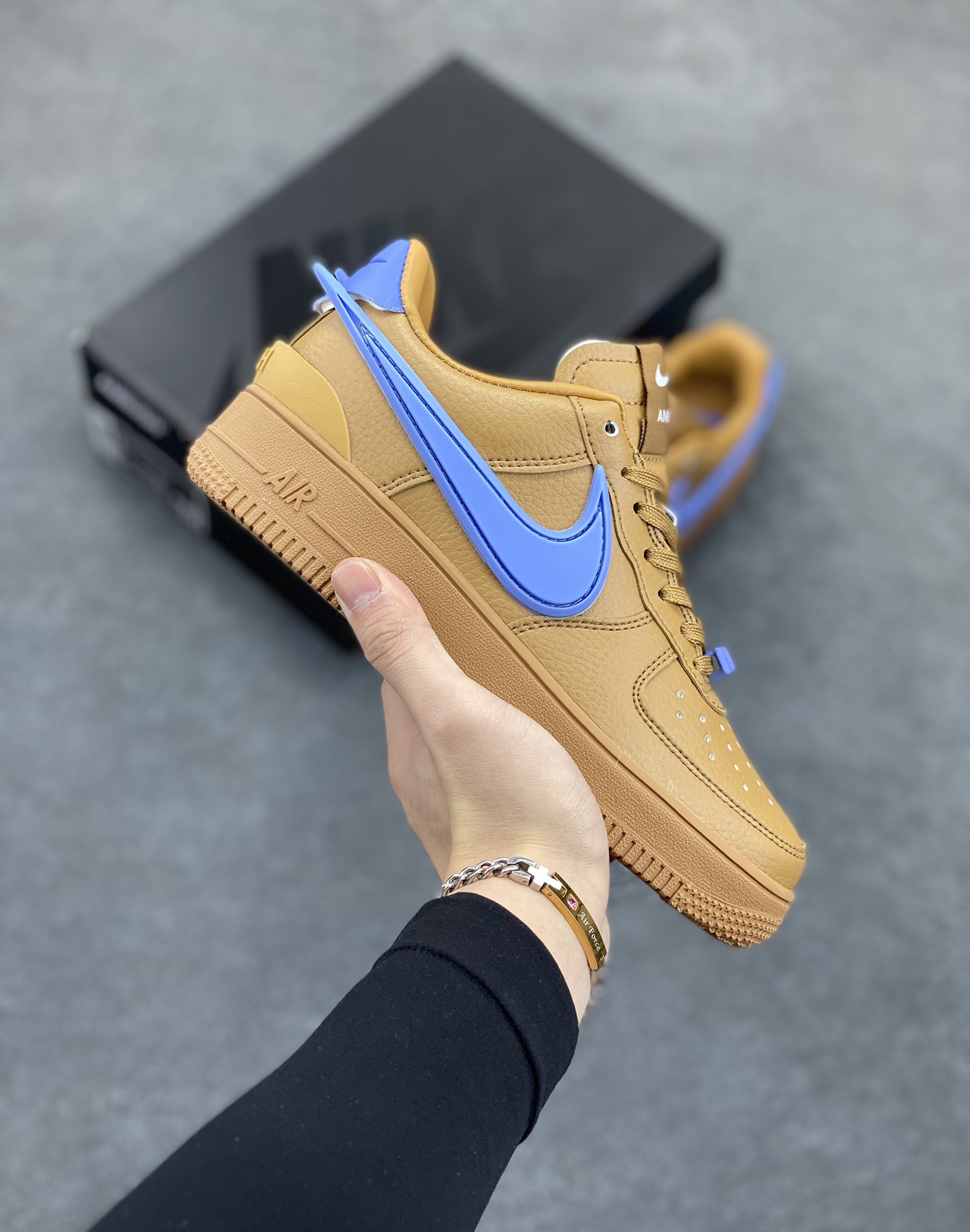 Nike Air Force 1 Low AMBUSH联名 原楦头原纸板 打造纯正空军版型 专注外贸渠道 全掌内置蜂窝气垫 原盒配件 原厂中底钢印、拉帮完美 货号:DV3464-600 尺码:36 36.5 37.5 38 38.5 39 40 40.5 41 42 42.5 43 44 44.5 45-选品中心