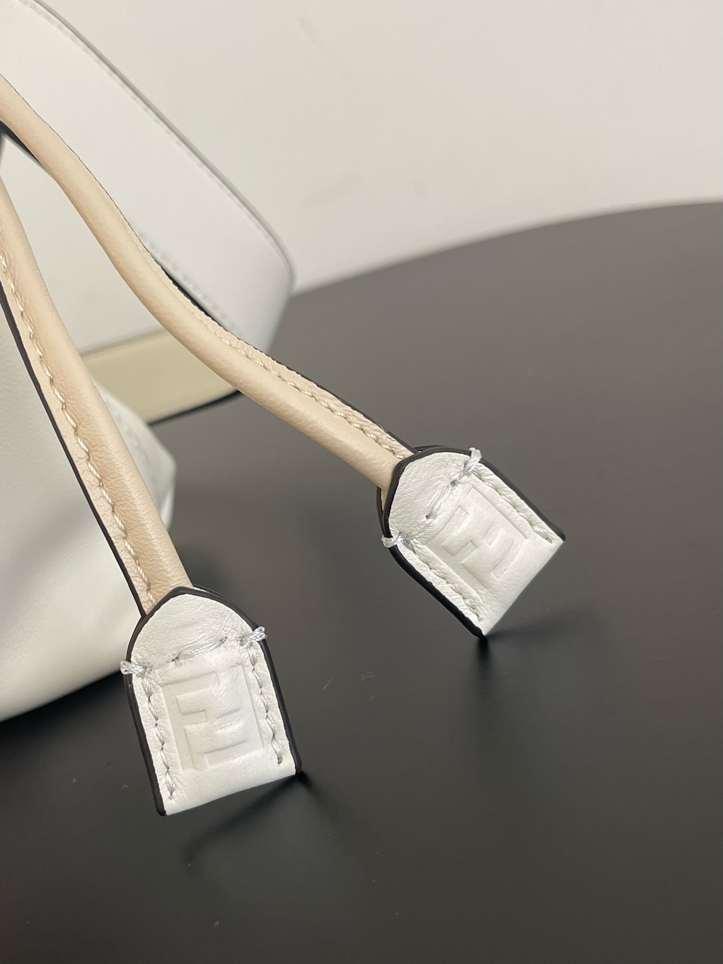 Fendi White Mamma Baguette Baguette/Hobo in Lambskin Leather, 26.5x8.5x18cm 6 i1743576863 2830 1