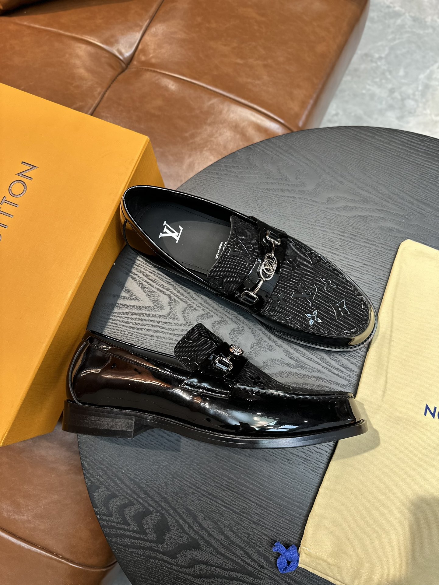 Louis Vuitton Men's Casual Leather Loafers - Premium Quality, Original Design 7 i1743585338 2793 5