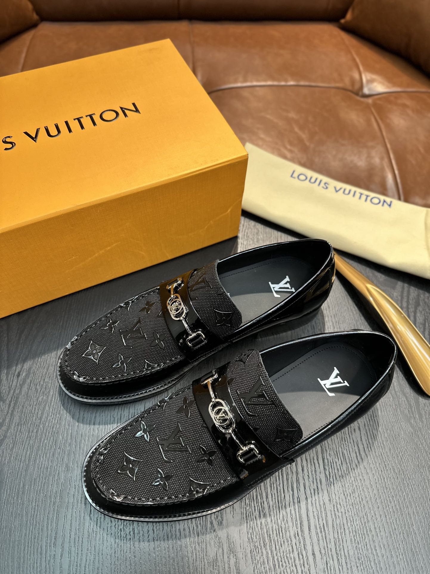 Louis Vuitton Men's Casual Leather Loafers - Premium Quality, Original Design 4 i1743585338 8350 2