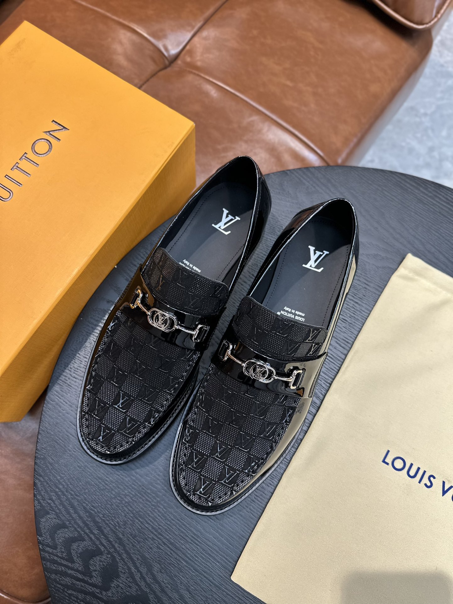 Louis Vuitton Black Leather Loafers for Men, Breathable and Anti-Slip 6 i1743585797 3104 4