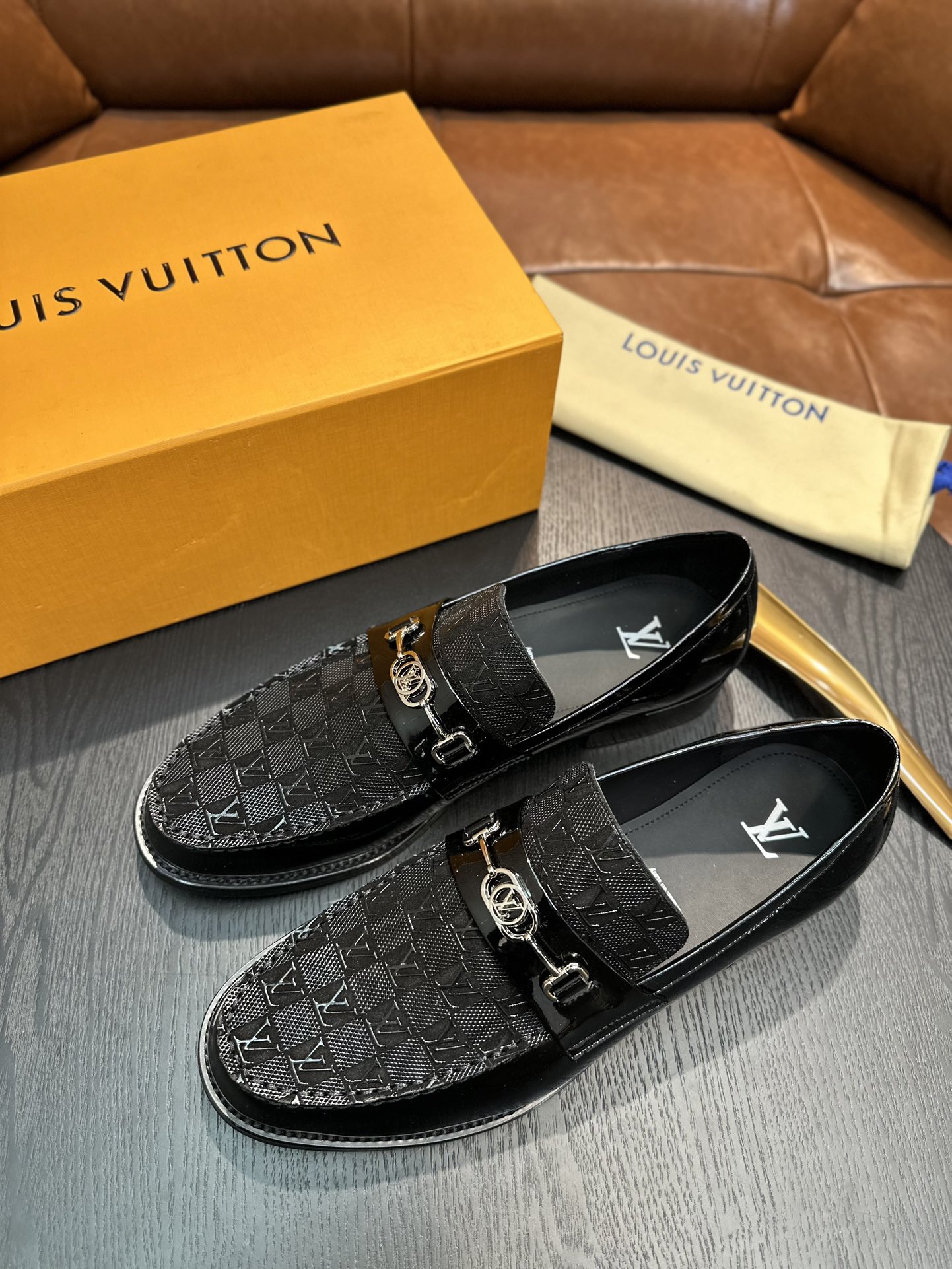 Louis Vuitton Black Leather Loafers for Men, Breathable and Anti-Slip 4 i1743585797 8346 2
