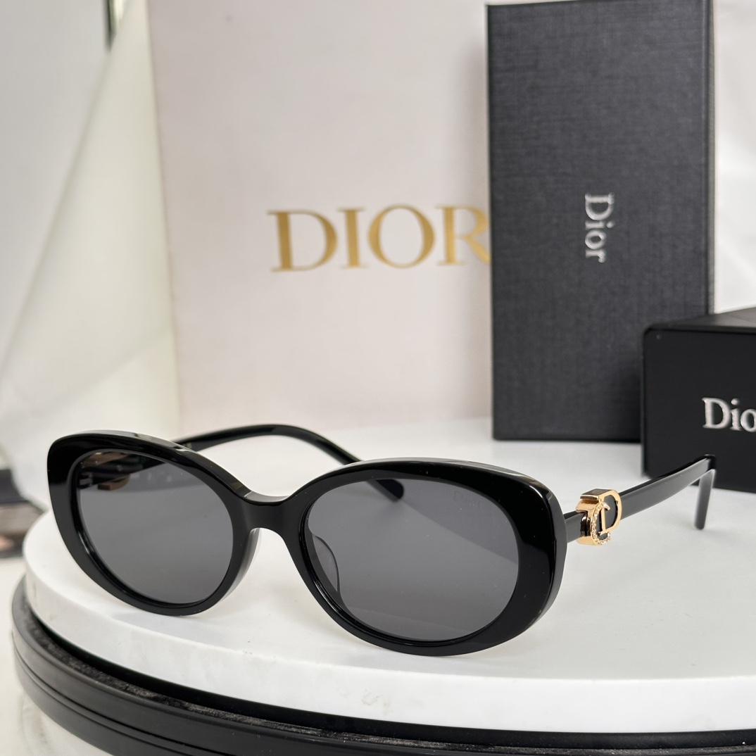  ‼️DIOR✨✨✨MODEL CD8977 ✨✨✨SIZE：55口20-145✨✨✨