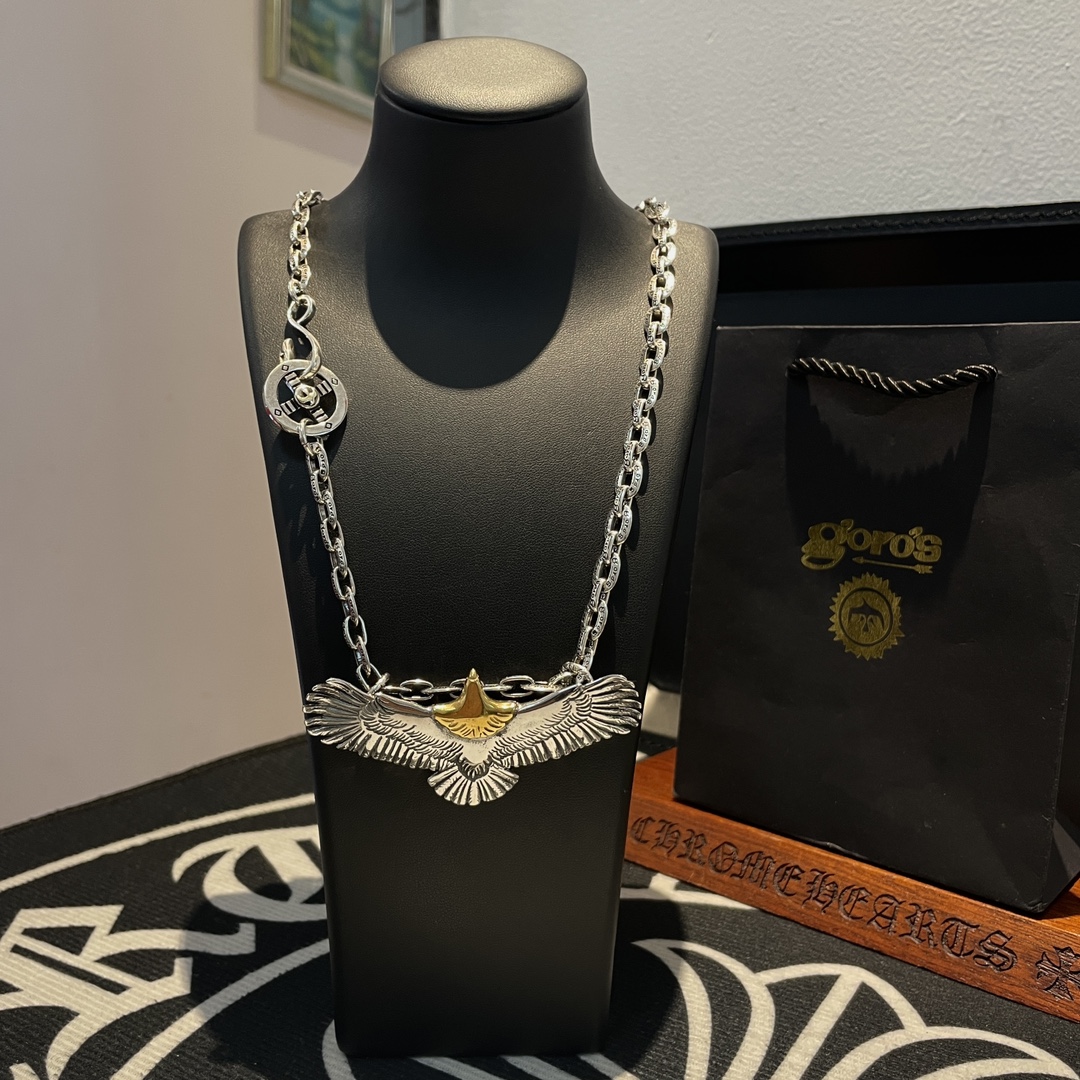 NO:111942,[New Products are on the Shelves] Goro Takahashi Goro Eagle Necklace Top Version, Accept Exclusive Shooting, Focus on the High-end Market, Absolutely Different from the Ordinary Version!  The details of the picture product are consistent with ZP!  Original production process, precision quality, purely handmade, authentic model opening, fashion essentials, both men and women can wear, same couple style, rock punk silver style, retro elements, trendy and versatile, same style on the official website, fine jewelry, necklace19860909【新品上架】Goro’s高桥吾郎老鹰项链 顶级版本 认准独家拍摄 主攻高端市场 绝对区别普通版本！图片产品细节与ZP一致！原版制作工艺 精工品质 纯手工打造 ～正品开模潮流时尚必备 男女均可佩戴 情侣款同款 摇滚朋克泰银风格 复古元素 潮流百搭 官网同款,饰品精品,necklace,Jewelry