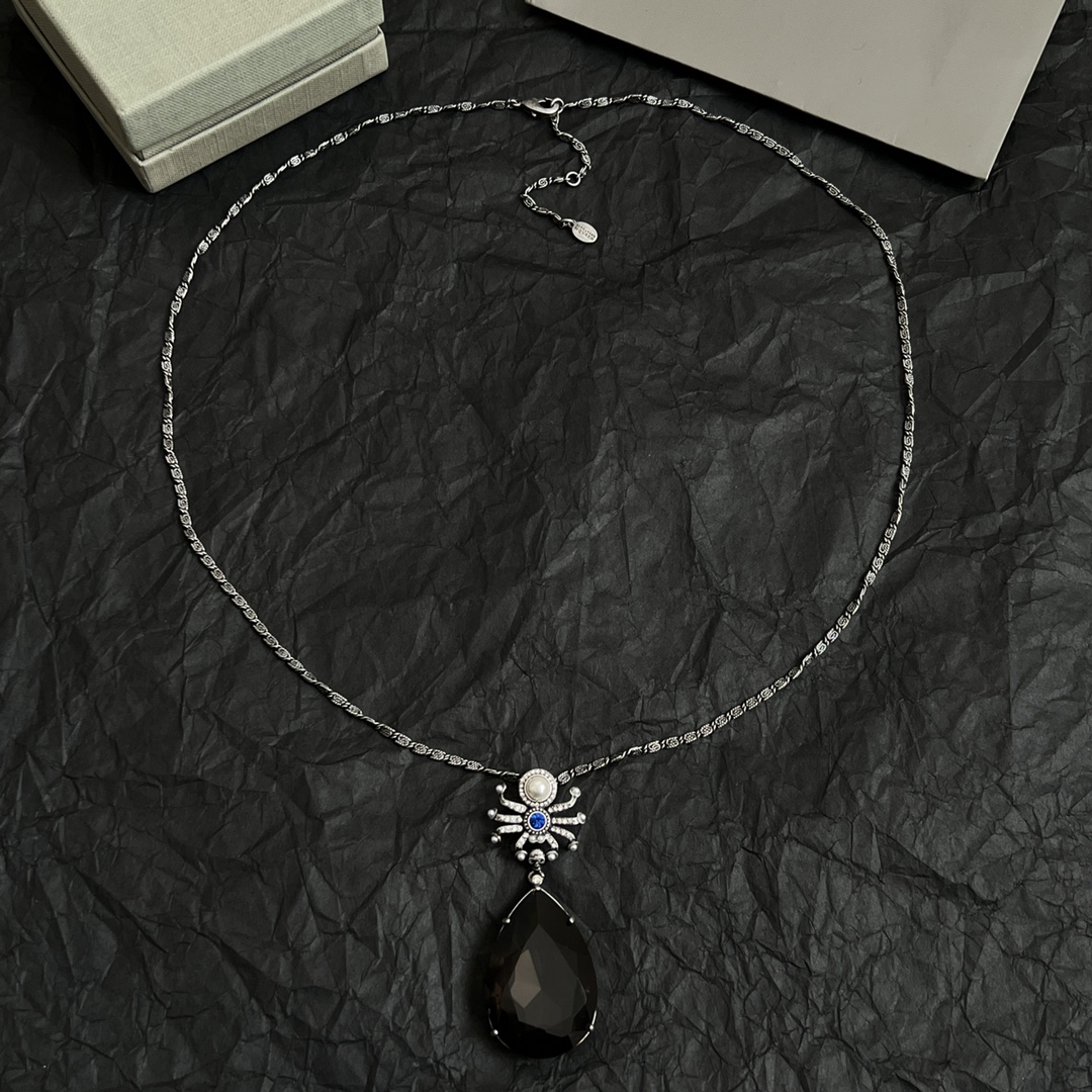 】新款Alexander McQueen 麦昆 项链 原版定制  骨子里那种叛逆浮夸朋克可内心又向往着美