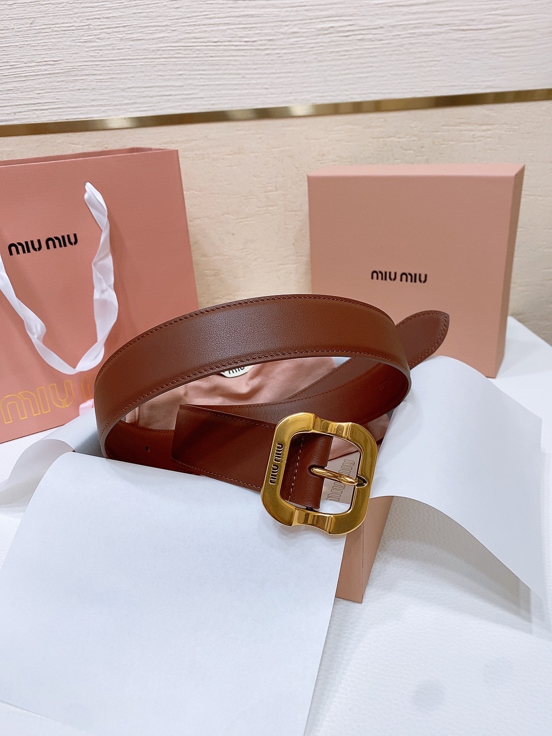 [Miu Miu Belts]MiuMiu Miao MiaoThis leather belt is ideal for a chic look E