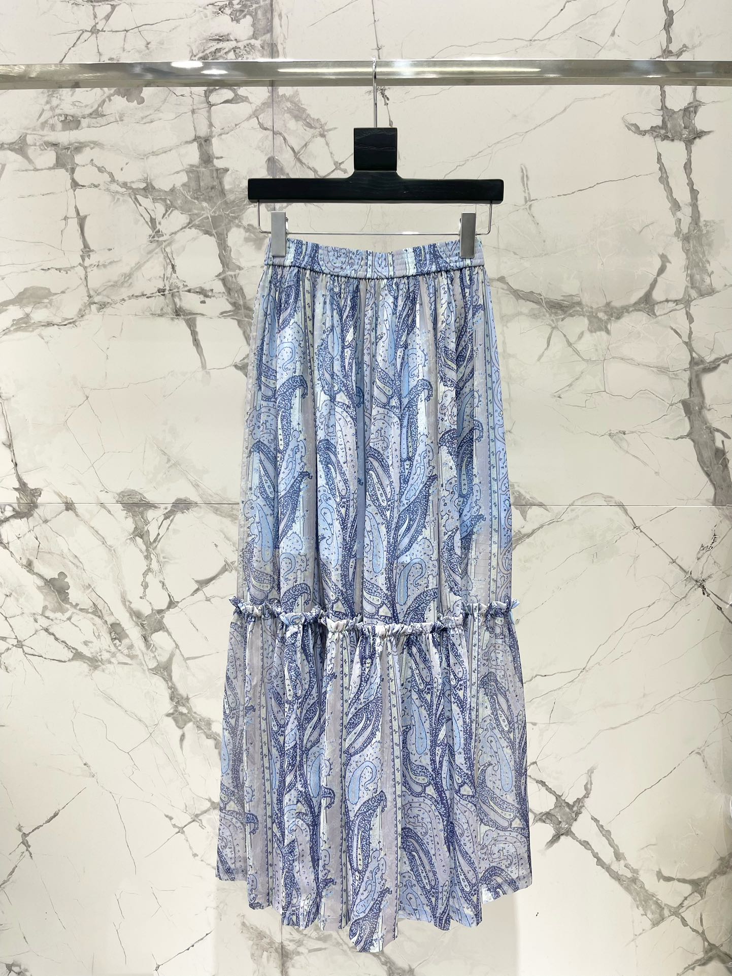 Yves Saint Laurent Chiffon Set - Elegant Spring Outfit in Multiple Colors 10 i1743752085 7454 8