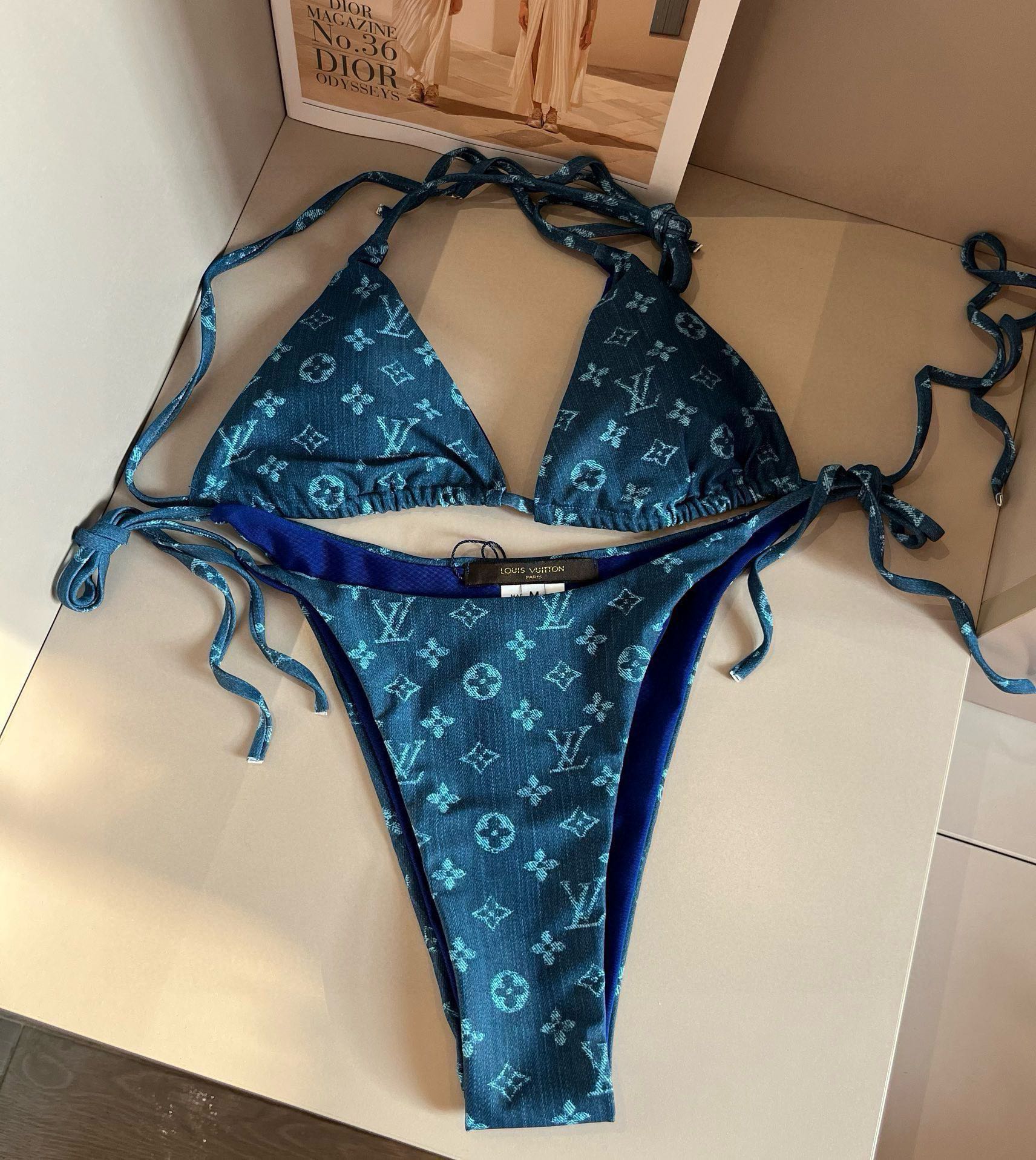 NO:304493,LV Louis Vuitton Bikini is super good!  It is released simultaneously in major counters, and it naturally presents a sense of fashion!  Very age-reducing and youthful. S M L XL swimsuits, swimming trunks, bikinis, louis vuitton, louis vuitton, swimsuits, bikinis19860909LV路易威登比基尼 上身超级棒！同步各大专柜发售,自然而然呈现时尚感！十分减龄,具有年轻活力. 码数S M L XL泳衣泳裤比基尼,泳衣，泳裤，比基尼,louis vuitton,louis vuitton,swimsuits,bikinis,accessory