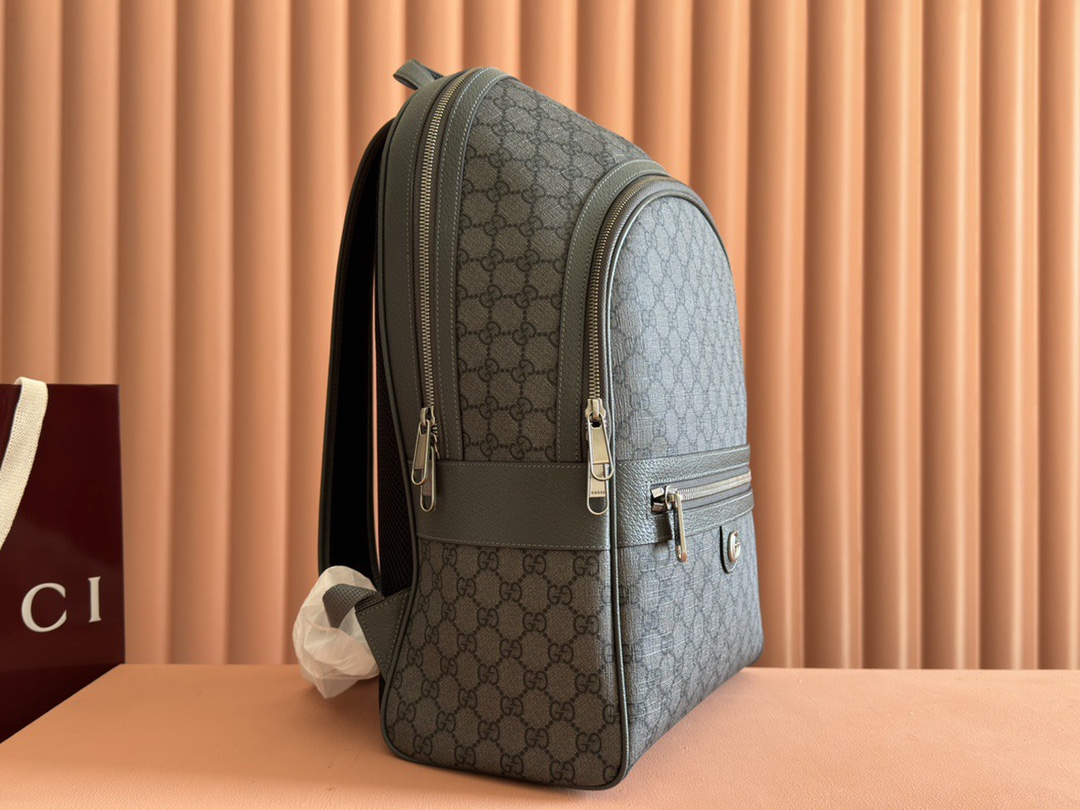 Gucci Men's Grey Monogram Backpack, 29.5x44x15 cm - Model 821938 4 i1743784139 2516 2