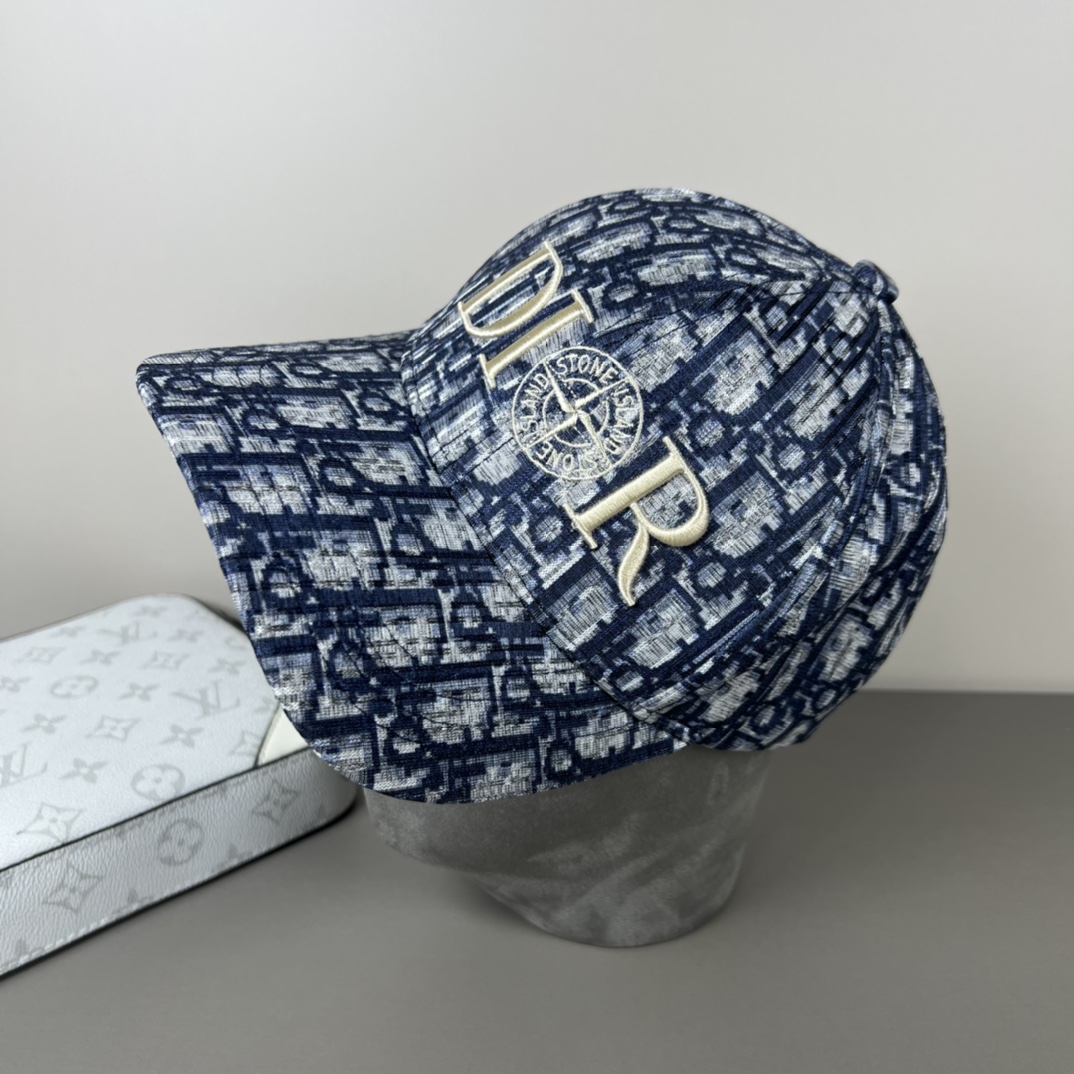NO:227082,[DIOR] New simple baseball caps with volume, new models are shipped, big brands are super easy to match, buy them quickly!  Hat straw hat fisherman hat baseball hat, hat, dior, dior, espadrilles, hats19860909【DIOR迪奥】新款走量简约棒球帽,新款出货,大牌款超好搭配,赶紧入手！帽子草帽渔夫帽棒球帽,帽子,dior,dior,espadrilles,hats,hat