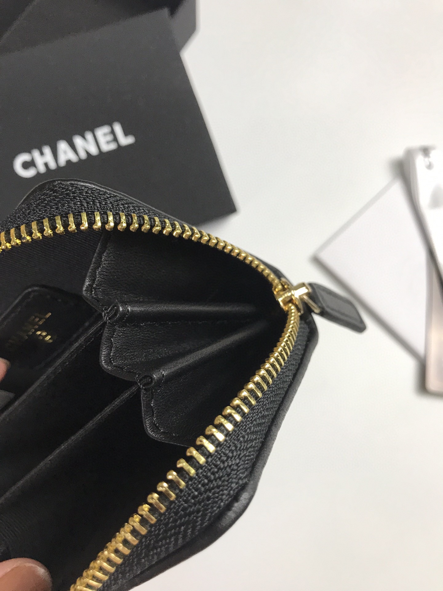 Chanel香奈儿羊皮カードケース - 高品質仕上げの専売品