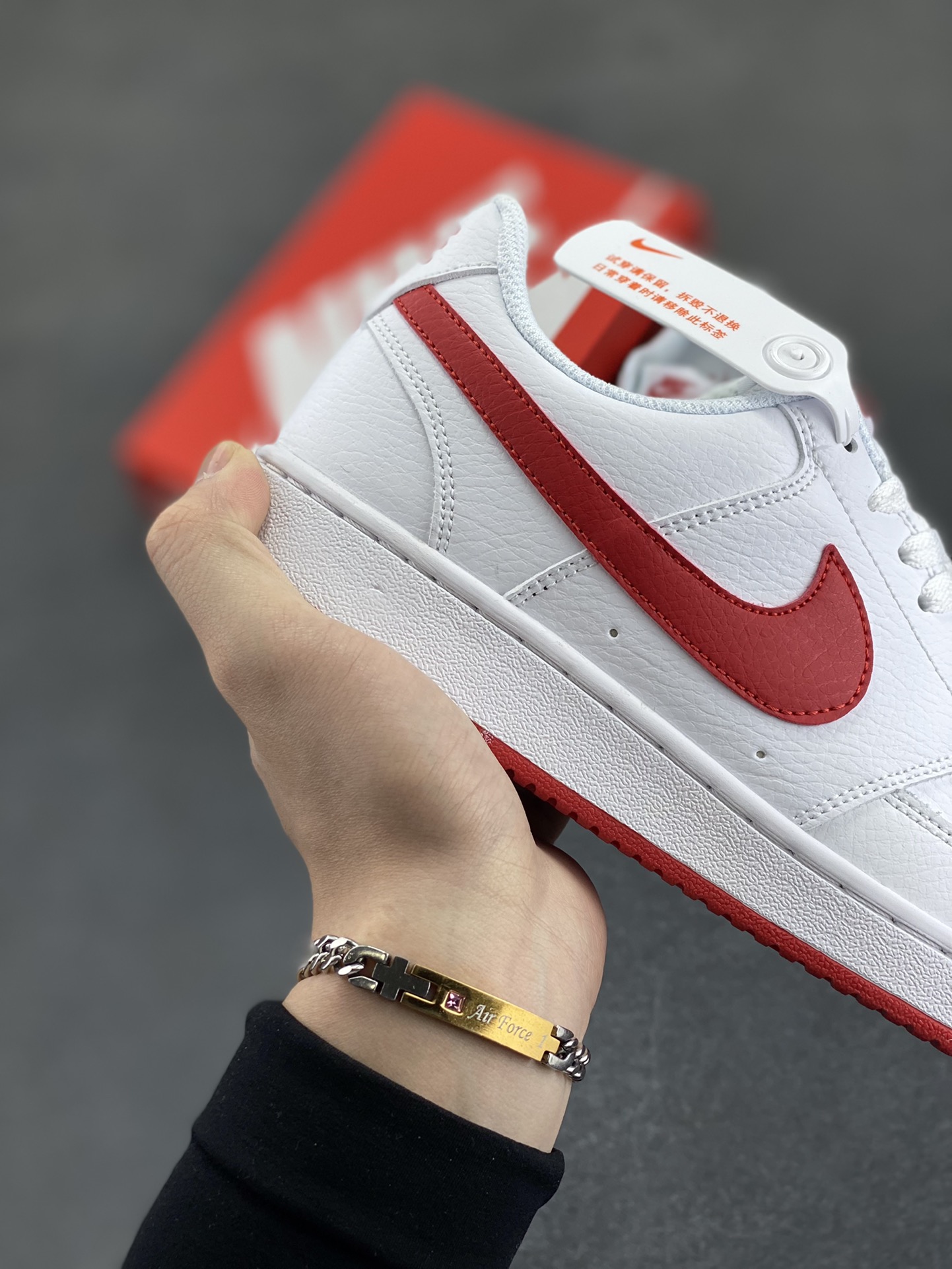 图片[6]-福利特价 Nike Court Borough 低帮百搭透气休闲运动板鞋男女鞋 经典耐用的设计，兼顾舒适脚感和出众风范，演绎匠心之作。结构性的支撑贴合感结合复古篮球设计，塑就场外全明星风范。 货号：CD5463-102 尺码：36 36.5 37.5 38 38.5 39 40 40.5 4142 42.5 43 44 44.5 45-选品中心