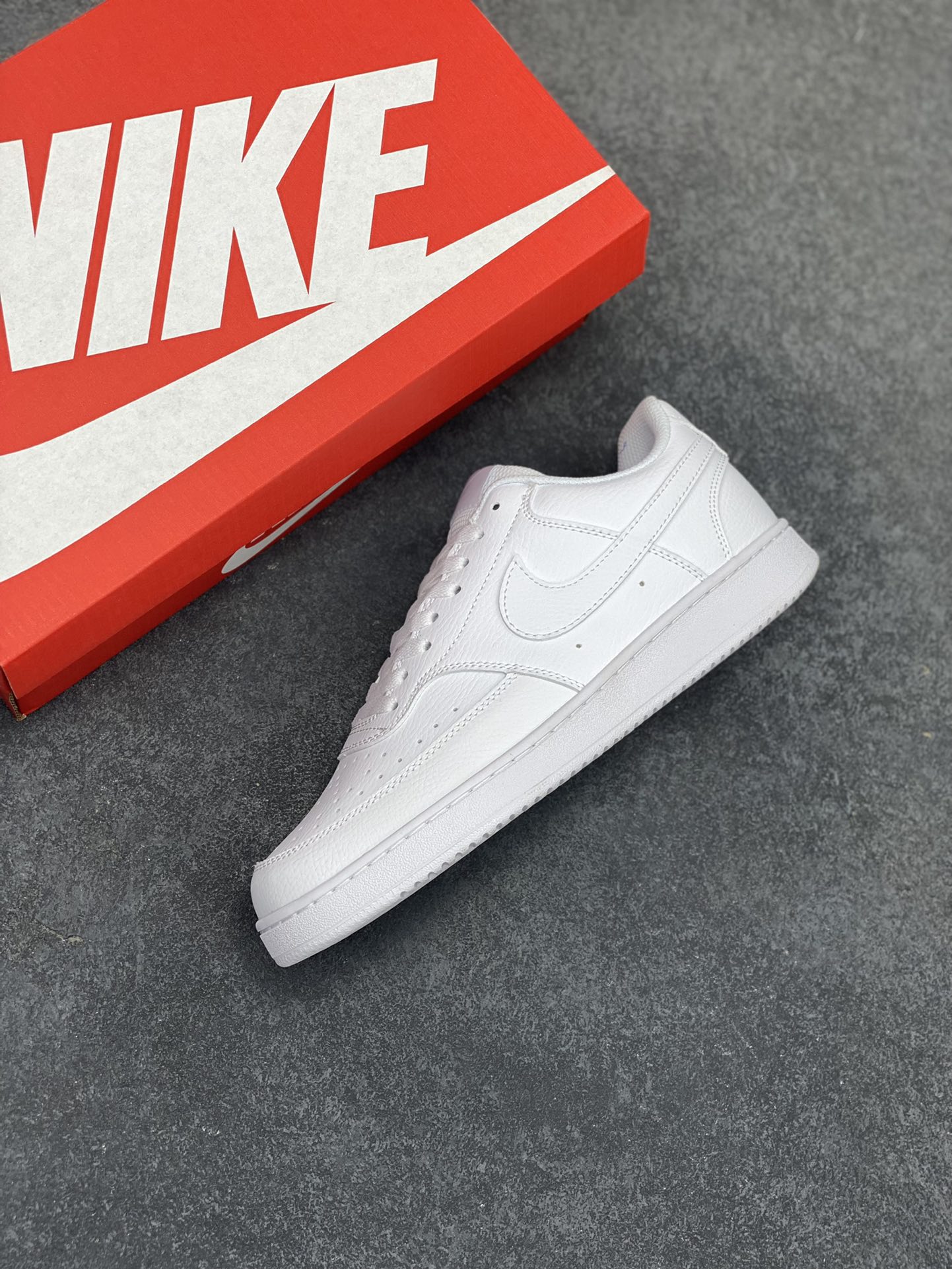 图片[7]-福利特价 Nike Court Borough 低帮百搭透气休闲运动板鞋男女鞋 经典耐用的设计，兼顾舒适脚感和出众风范，演绎匠心之作。结构性的支撑贴合感结合复古篮球设计，塑就场外全明星风范。 货号：CD5463-100 尺码：36 36.5 37.5 38 38.5 39 40 40.5 4142 42.5 43 44 44.5 45-选品中心