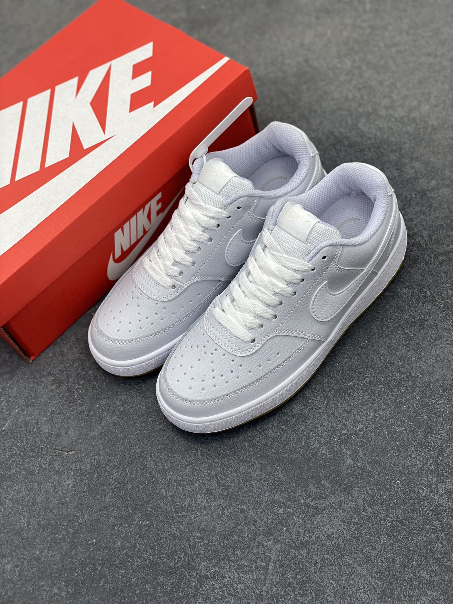 图片[8]-福利特价 Nike Court Borough 低帮百搭透气休闲运动板鞋男女鞋 经典耐用的设计，兼顾舒适脚感和出众风范，演绎匠心之作。结构性的支撑贴合感结合复古篮球设计，塑就场外全明星风范。 货号：CD5434-501 尺码：36 36.5 37.5 38 38.5 39 40 40.5 4142 42.5 43 44 44.5 45-选品中心