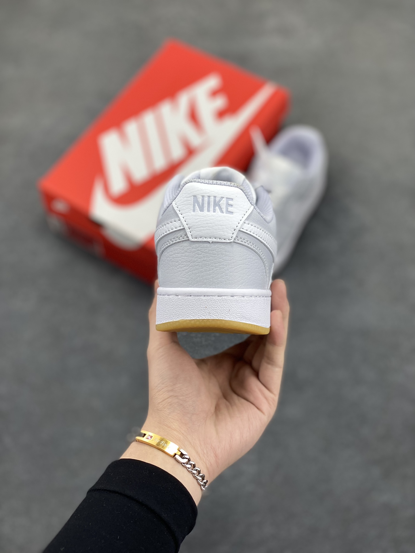 图片[4]-福利特价 Nike Court Borough 低帮百搭透气休闲运动板鞋男女鞋 经典耐用的设计，兼顾舒适脚感和出众风范，演绎匠心之作。结构性的支撑贴合感结合复古篮球设计，塑就场外全明星风范。 货号：CD5434-501 尺码：36 36.5 37.5 38 38.5 39 40 40.5 4142 42.5 43 44 44.5 45-选品中心