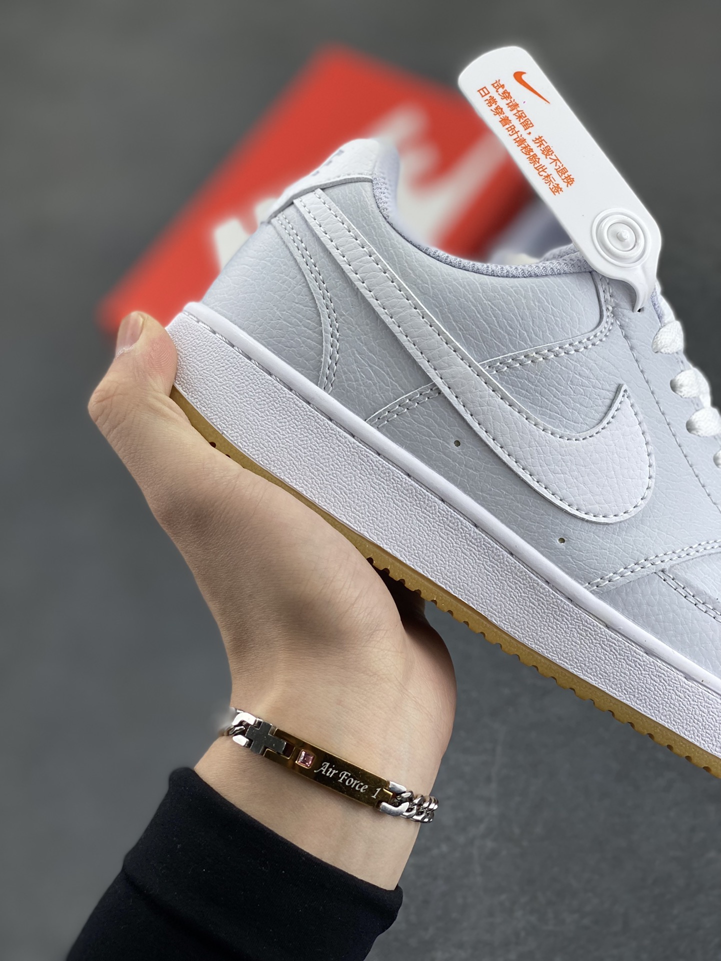 图片[6]-福利特价 Nike Court Borough 低帮百搭透气休闲运动板鞋男女鞋 经典耐用的设计，兼顾舒适脚感和出众风范，演绎匠心之作。结构性的支撑贴合感结合复古篮球设计，塑就场外全明星风范。 货号：CD5434-501 尺码：36 36.5 37.5 38 38.5 39 40 40.5 4142 42.5 43 44 44.5 45-选品中心