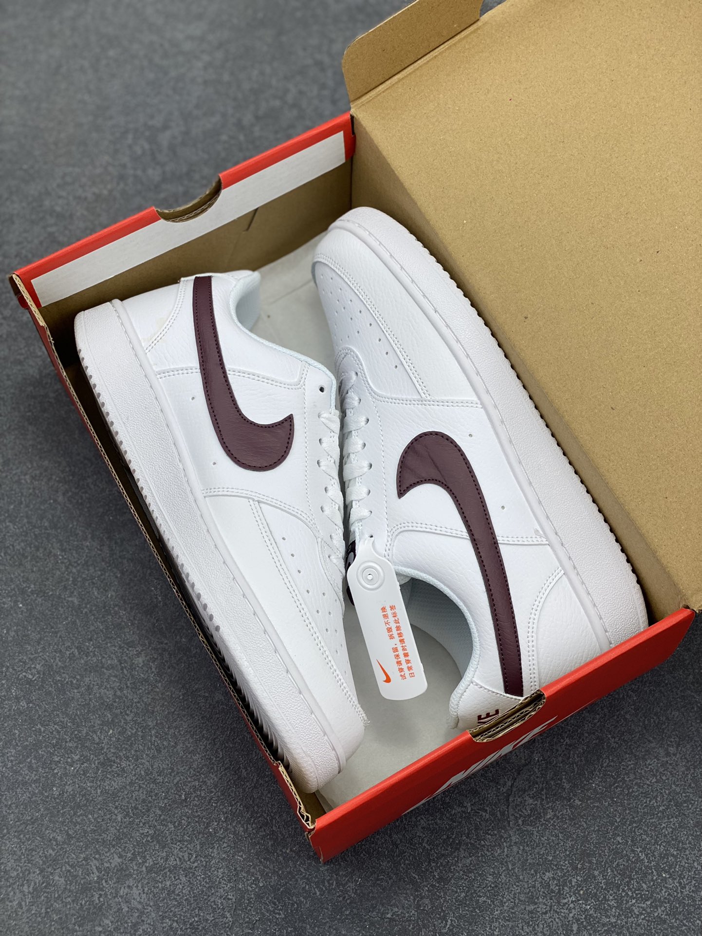 图片[9]-福利特价 Nike Court Borough 低帮百搭透气休闲运动板鞋男女鞋 经典耐用的设计，兼顾舒适脚感和出众风范，演绎匠心之作。结构性的支撑贴合感结合复古篮球设计，塑就场外全明星风范。 货号：DH2987-113 尺码：36 36.5 37.5 38 38.5 39 40 40.5 4142 42.5 43 44 44.5 45-选品中心