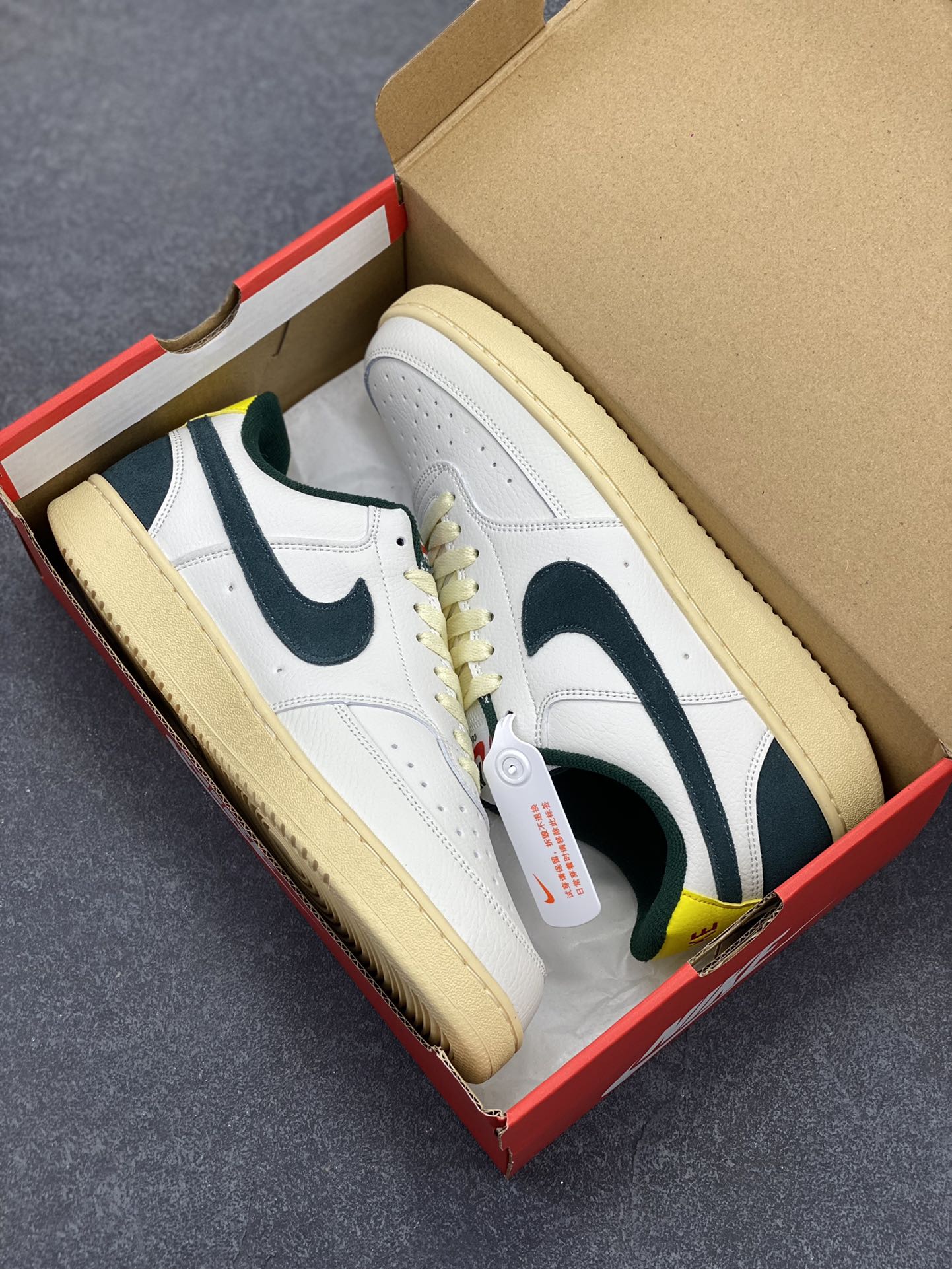 图片[9]-福利特价 Nike Court Borough 低帮百搭透气休闲运动板鞋男女鞋 经典耐用的设计，兼顾舒适脚感和出众风范，演绎匠心之作。结构性的支撑贴合感结合复古篮球设计，塑就场外全明星风范。 货号：FD0320-133 尺码：36 36.5 37.5 38 38.5 39 40 40.5 4142 42.5 43 44 44.5 45-选品中心