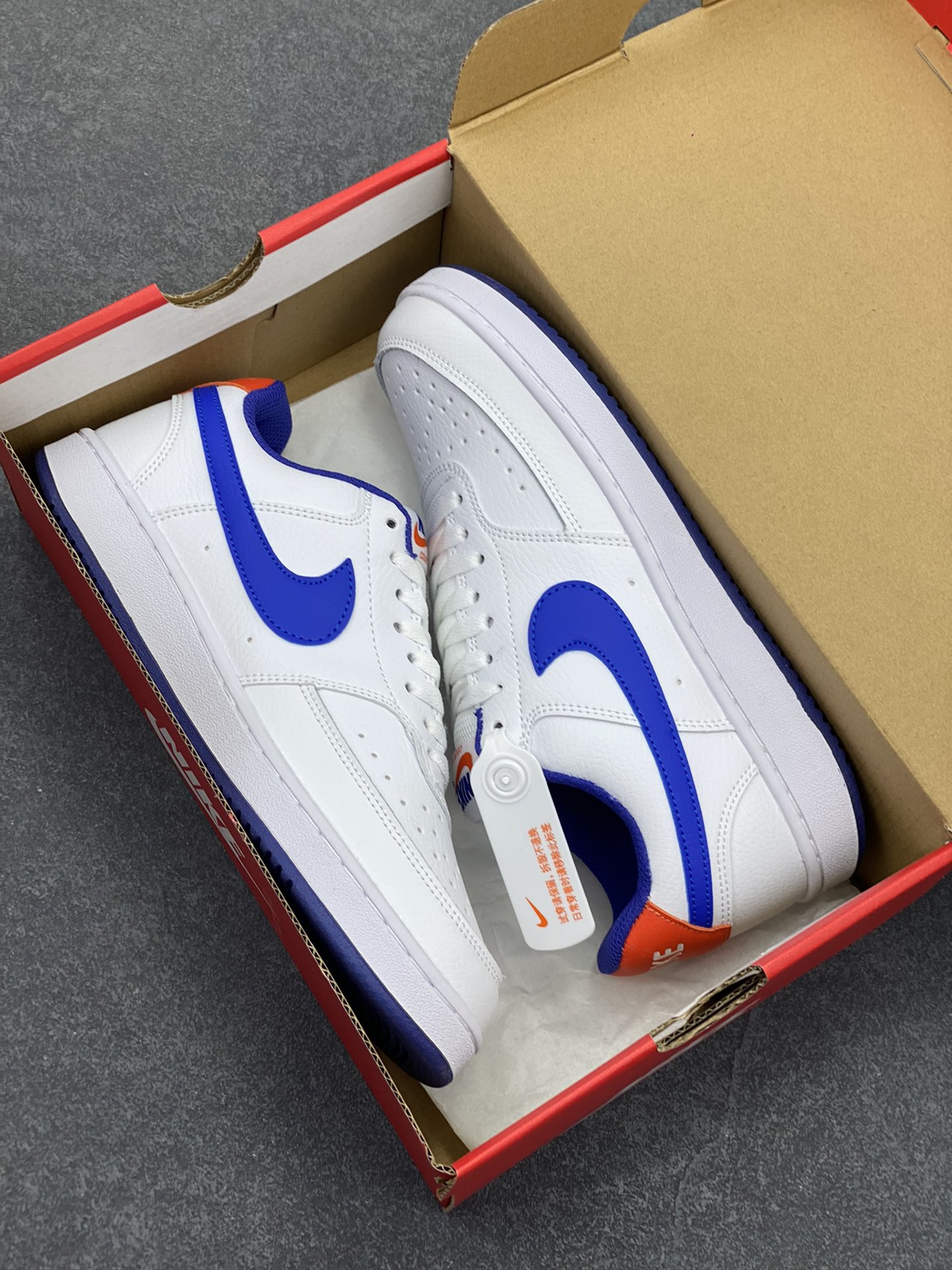 图片[9]-福利特价 Nike Court Borough 低帮百搭透气休闲运动板鞋男女鞋 经典耐用的设计，兼顾舒适脚感和出众风范，演绎匠心之作。结构性的支撑贴合感结合复古篮球设计，塑就场外全明星风范。 货号：DN4243-141 尺码：36 36.5 37.5 38 38.5 39 40 40.5 4142 42.5 43 44 44.5 45-选品中心