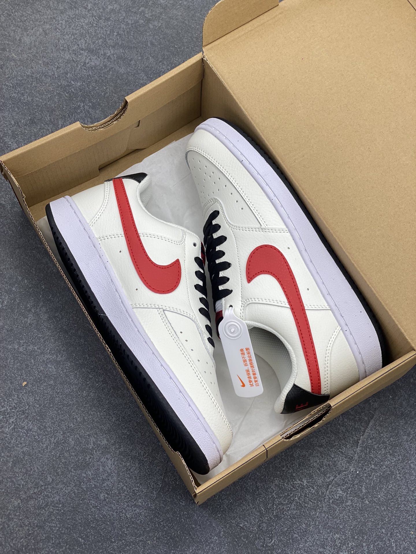 图片[9]-福利特价 Nike Court Borough 低帮百搭透气休闲运动板鞋男女鞋 经典耐用的设计，兼顾舒适脚感和出众风范，演绎匠心之作。结构性的支撑贴合感结合复古篮球设计，塑就场外全明星风范。 货号：DH2987-102 尺码：36 36.5 37.5 38 38.5 39 40 40.5 4142 42.5 43 44 44.5 45-选品中心