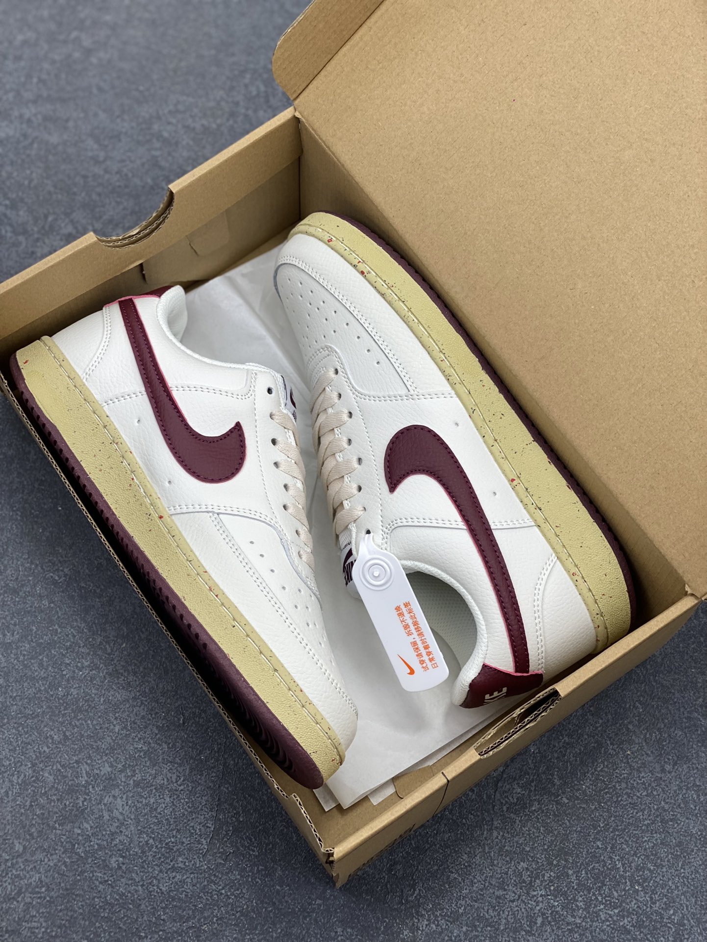 图片[9]-福利特价 Nike Court Borough 低帮百搭透气休闲运动板鞋男女鞋 经典耐用的设计，兼顾舒适脚感和出众风范，演绎匠心之作。结构性的支撑贴合感结合复古篮球设计，塑就场外全明星风范。 货号：FB8942-133 尺码：36 36.5 37.5 38 38.5 39 40 40.5 4142 42.5 43 44 44.5 45-选品中心