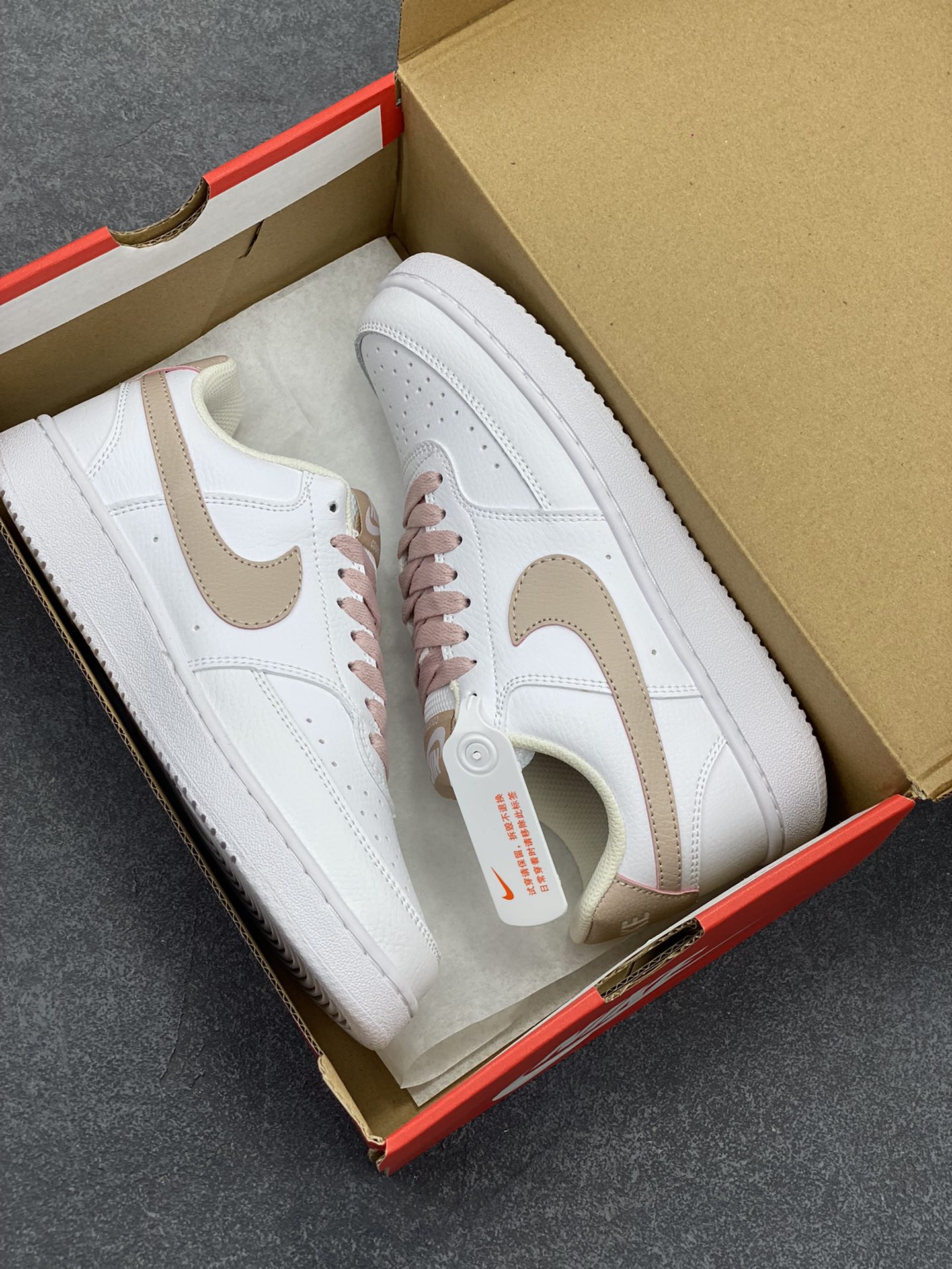 图片[9]-福利特价 Nike Court Borough 低帮百搭透气休闲运动板鞋男女鞋 经典耐用的设计，兼顾舒适脚感和出众风范，演绎匠心之作。结构性的支撑贴合感结合复古篮球设计，塑就场外全明星风范。 货号：CD5434-113 尺码：36 36.5 37.5 38 38.5 39 40 40.5 4142 42.5 43 44 44.5 45-选品中心