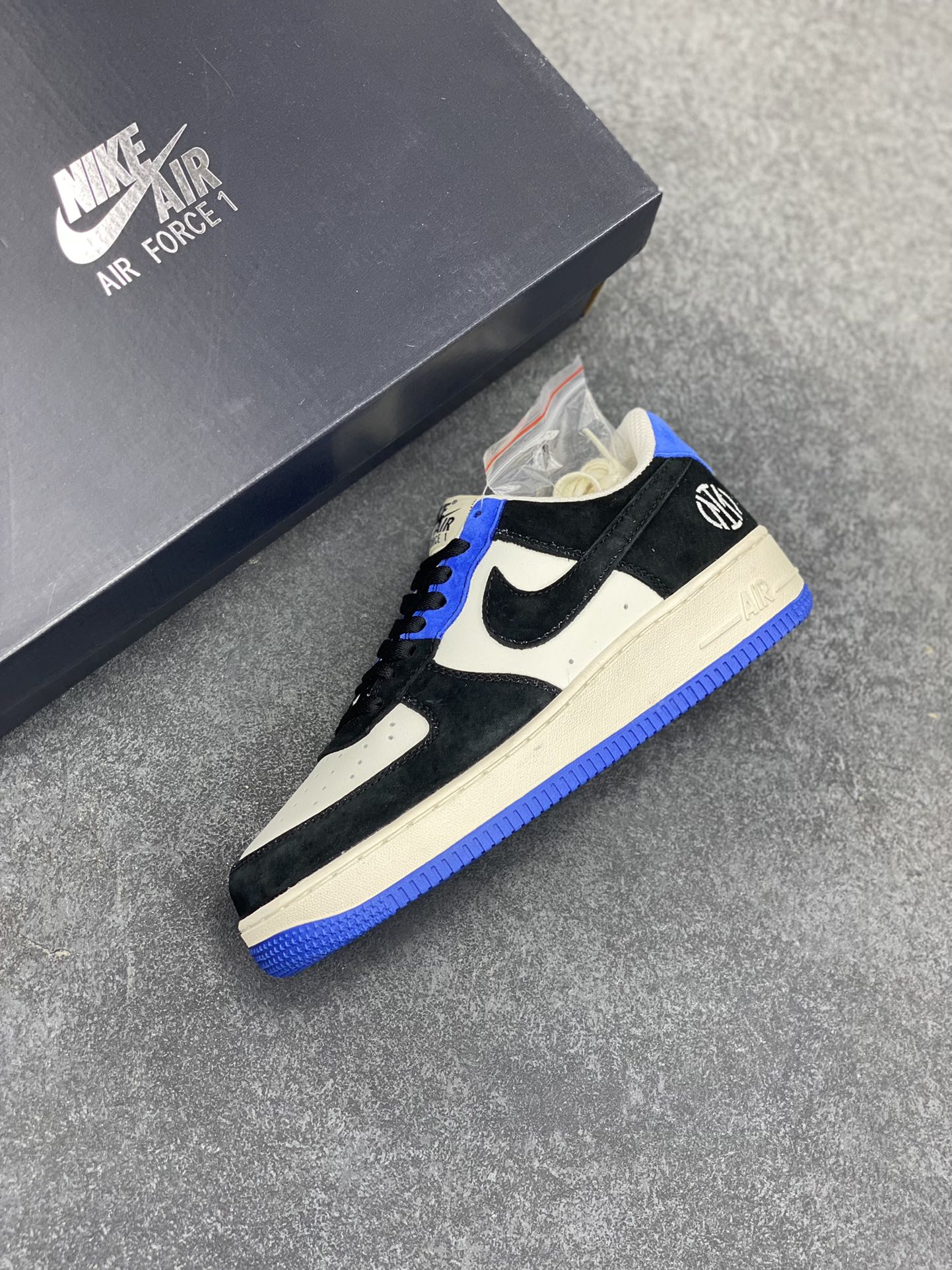 图片[7]-福利特价  Nike Air Force 1 Low ’07 曼巴联名 麂皮空军一号低帮休闲板鞋 原厂麂皮 原楦原纸板 纯正版型 正品NFC感应芯片 高清洁度 内置全掌气垫 货号：AV0383-231 尺码：36 36.5 37.5 38 38.5 39 40 40.5 41 42 42.5 43 44 44.5 45-选品中心