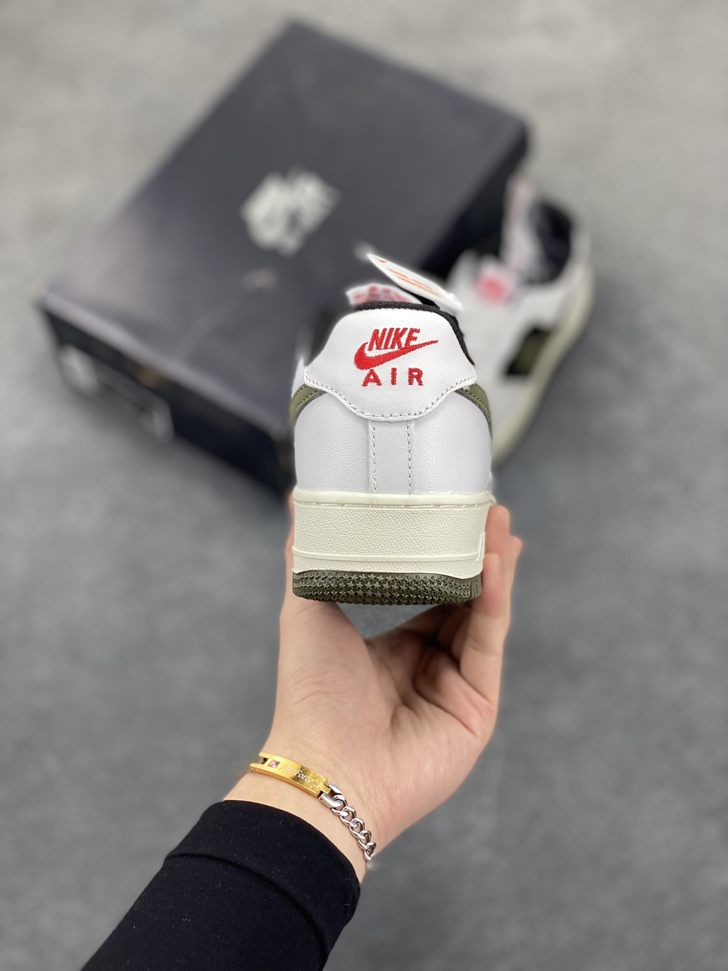 图片[4]-福利特价   Nike Air Force 1 Low 白军绿 低帮空军一号休闲板鞋 定制皮料 原楦原纸板 纯正空军版型 高清洁度 内置全掌气垫 货号：AV0383-226 尺码：36 36.5 37.5 38 38.5 39 40 40.5 41 42 42.5 43 44 44.5 45-选品中心