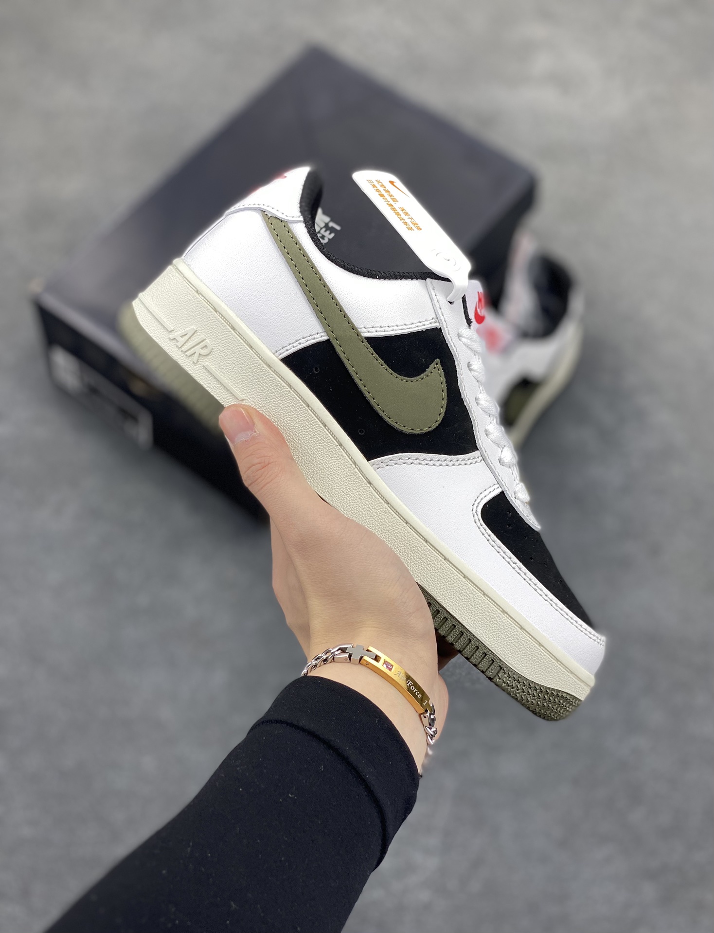 福利特价   Nike Air Force 1 Low 白军绿 低帮空军一号休闲板鞋 定制皮料 原楦原纸板 纯正空军版型 高清洁度 内置全掌气垫 货号:AV0383-226 尺码:36 36.5 37.5 38 38.5 39 40 40.5 41 42 42.5 43 44 44.5 45-选品中心