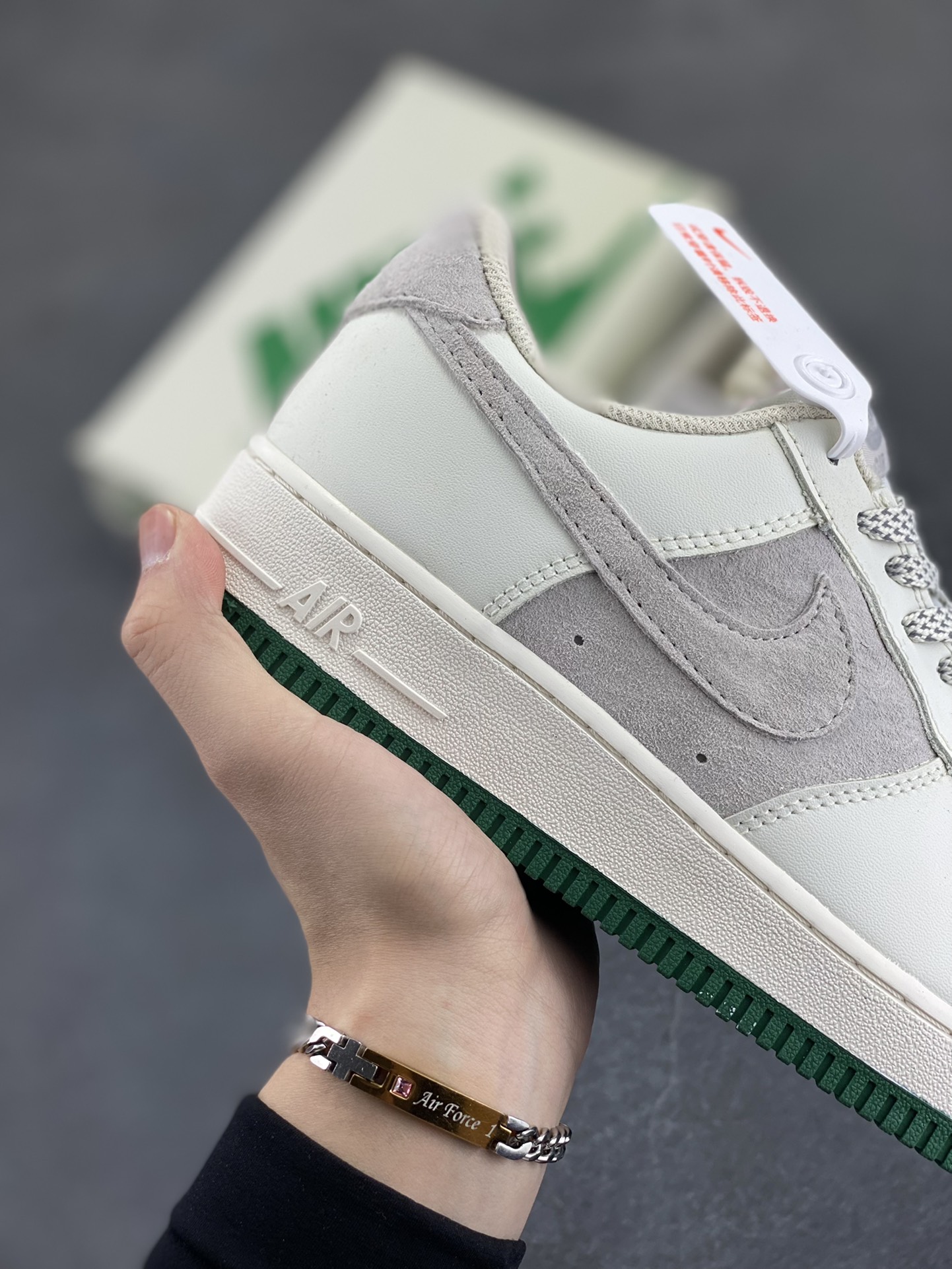 图片[6]-福利特价  Nike Air Force 1 Low ’07 寿桃 满天星配色 空军一号低帮休闲板鞋 原厂麂皮 定制鞋盒 3M反光 原楦原纸板 纯正版型 正品NFC感应芯片 高清洁度 内置全掌气垫 货号：CW0063-125 尺码：36 36.5 37.5 38 38.5 39 40 40.5 41 42 42.5 43 44 44.5 45-选品中心