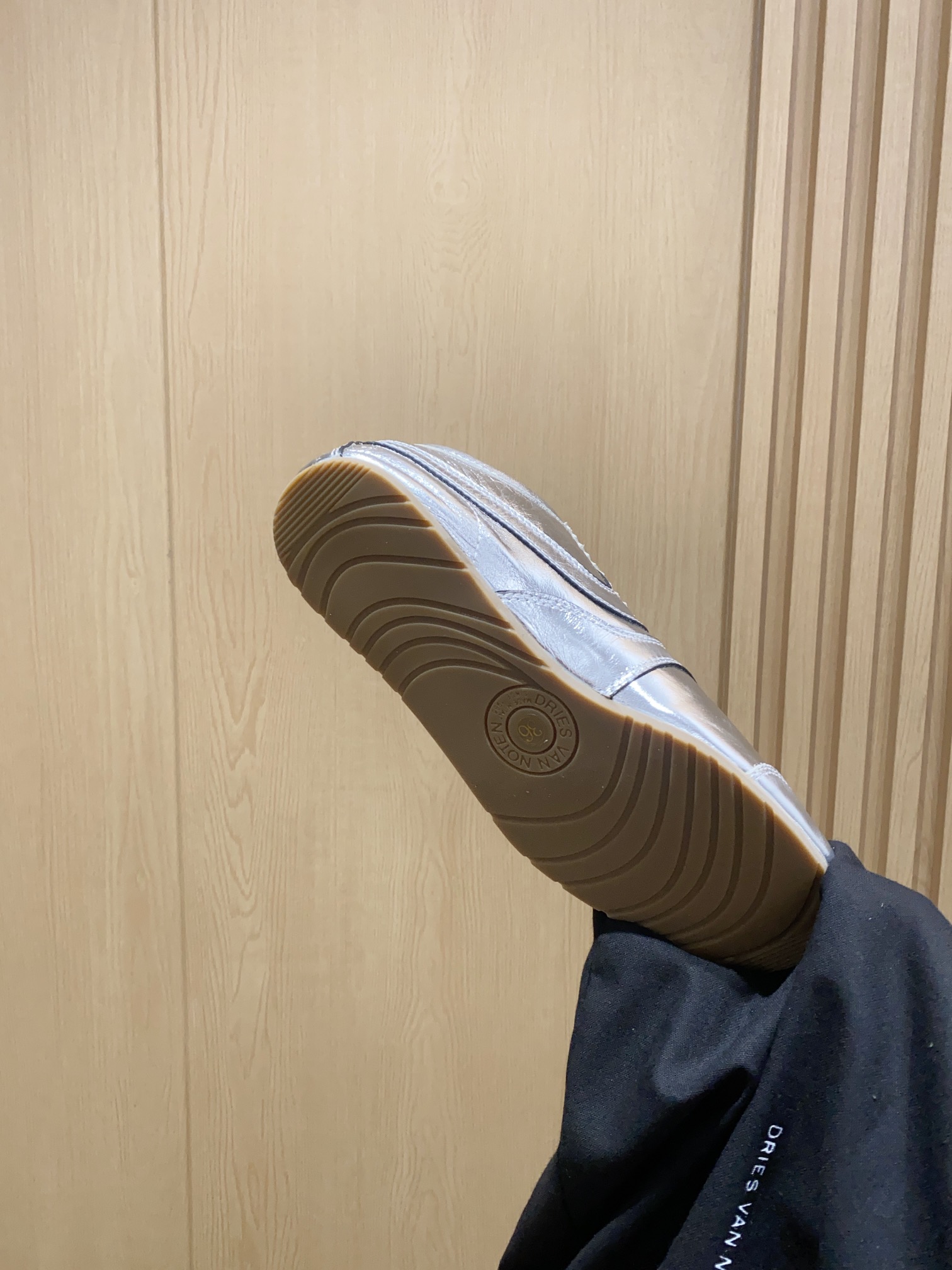 DVN’s 2024 Spring Summer Sneaker Collection: Distorted Classics with Marathon Inspiration - 图片 9