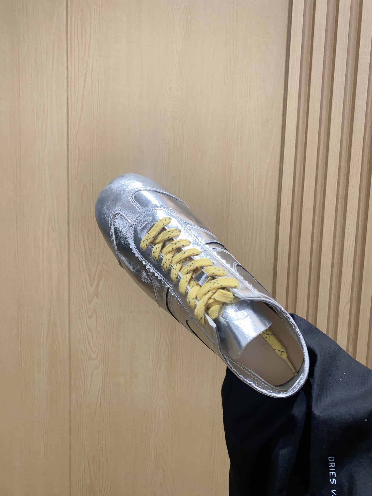 DVN’s 2024 Spring Summer Sneaker Collection: Distorted Classics with Marathon Inspiration - 图片 8