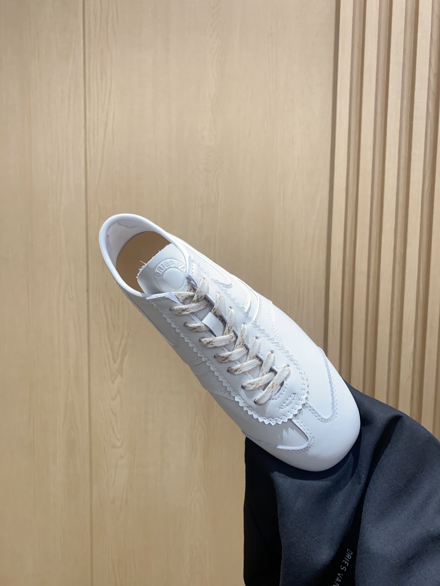 Dries Van Noten 2024 Spring/Summer Sneaker Collection: Distorted Classics in Living Colors - 图片 6