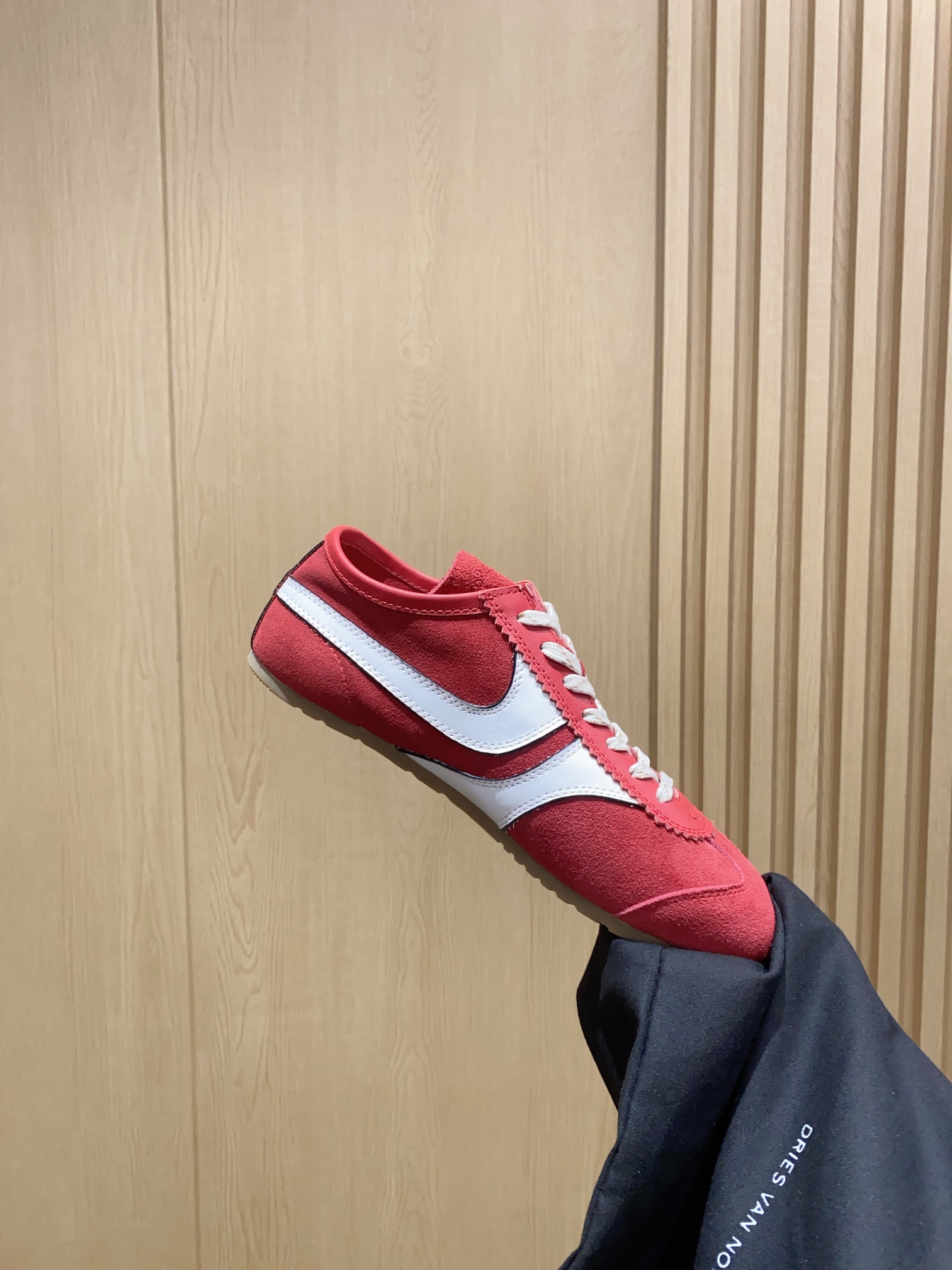 DVN 2024 Spring Sneaker Collection: Distorted Classics for Fashionable Overseas Buyers - 图片 7