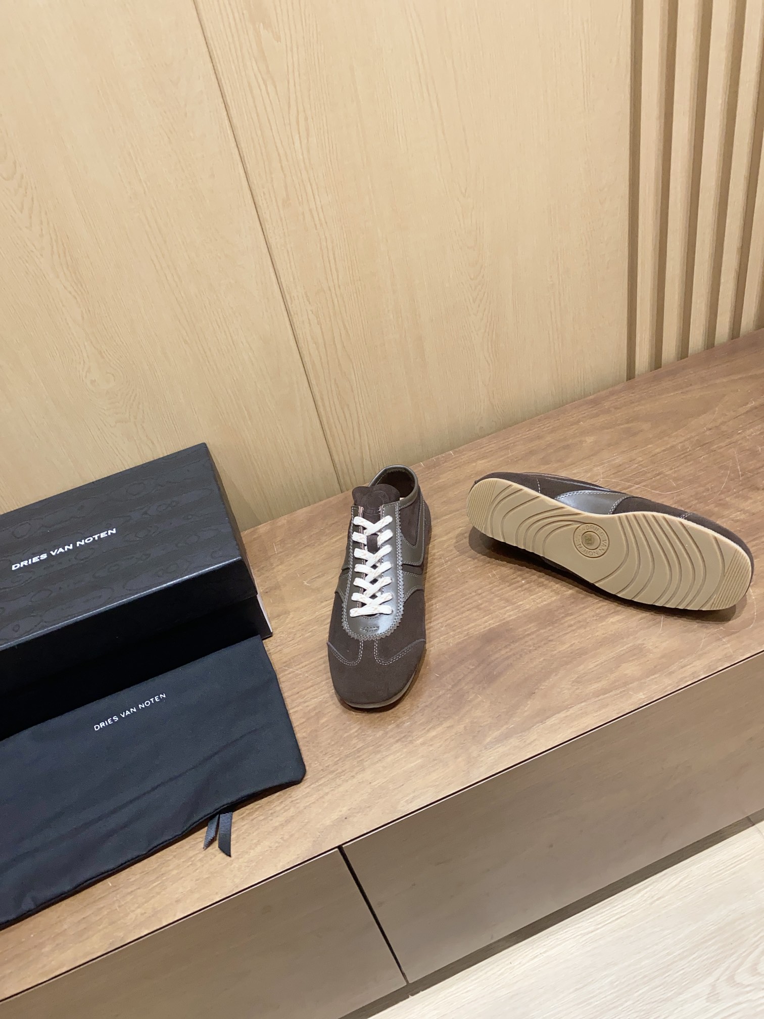 DVN’s 2024 Spring/Summer Sneaker Collection: Bold, Distorted, Practical Fashion - 图片 5