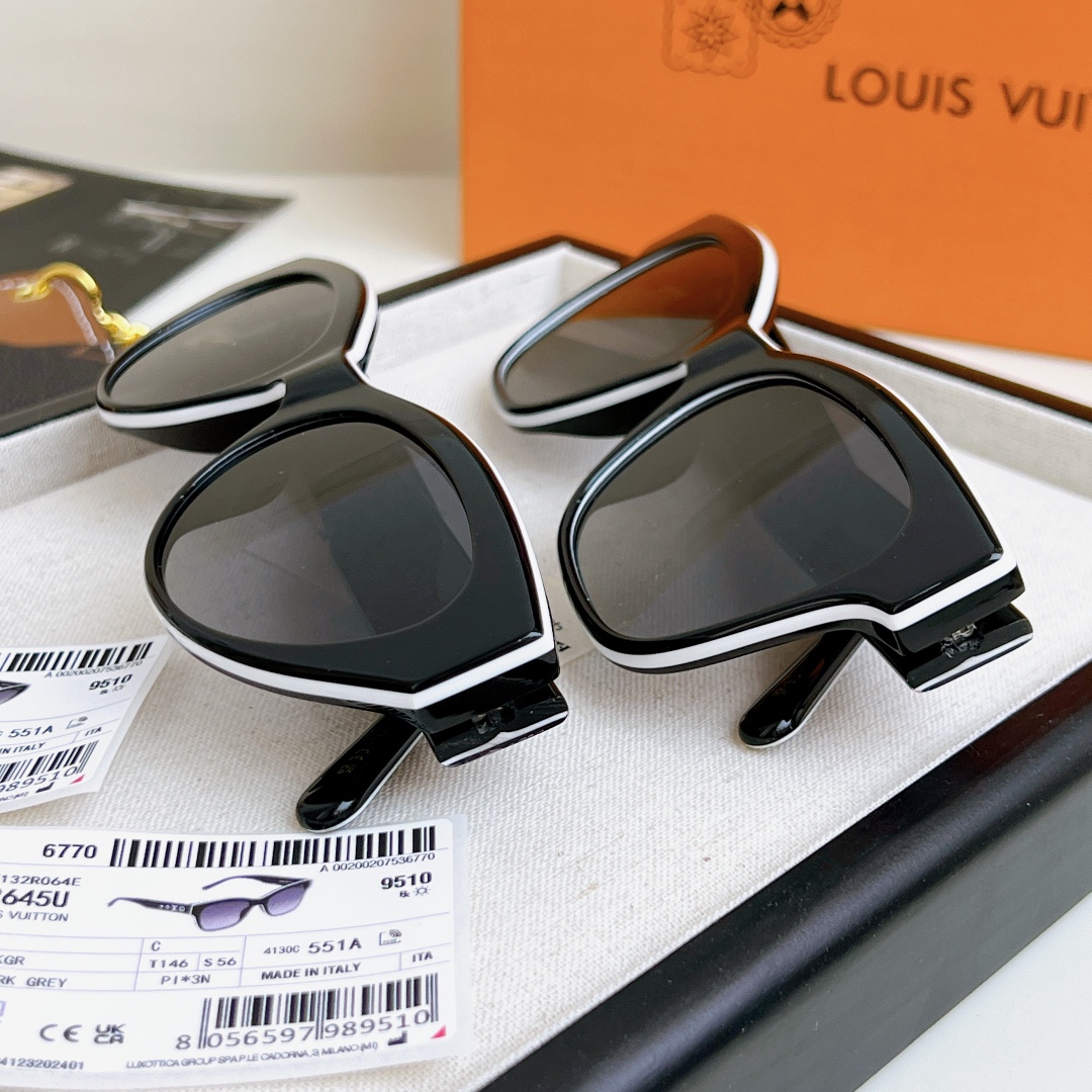  Louis Vuitto*
Z2686U Z2645U
LV Line Cat Eye 
太阳眼镜令经