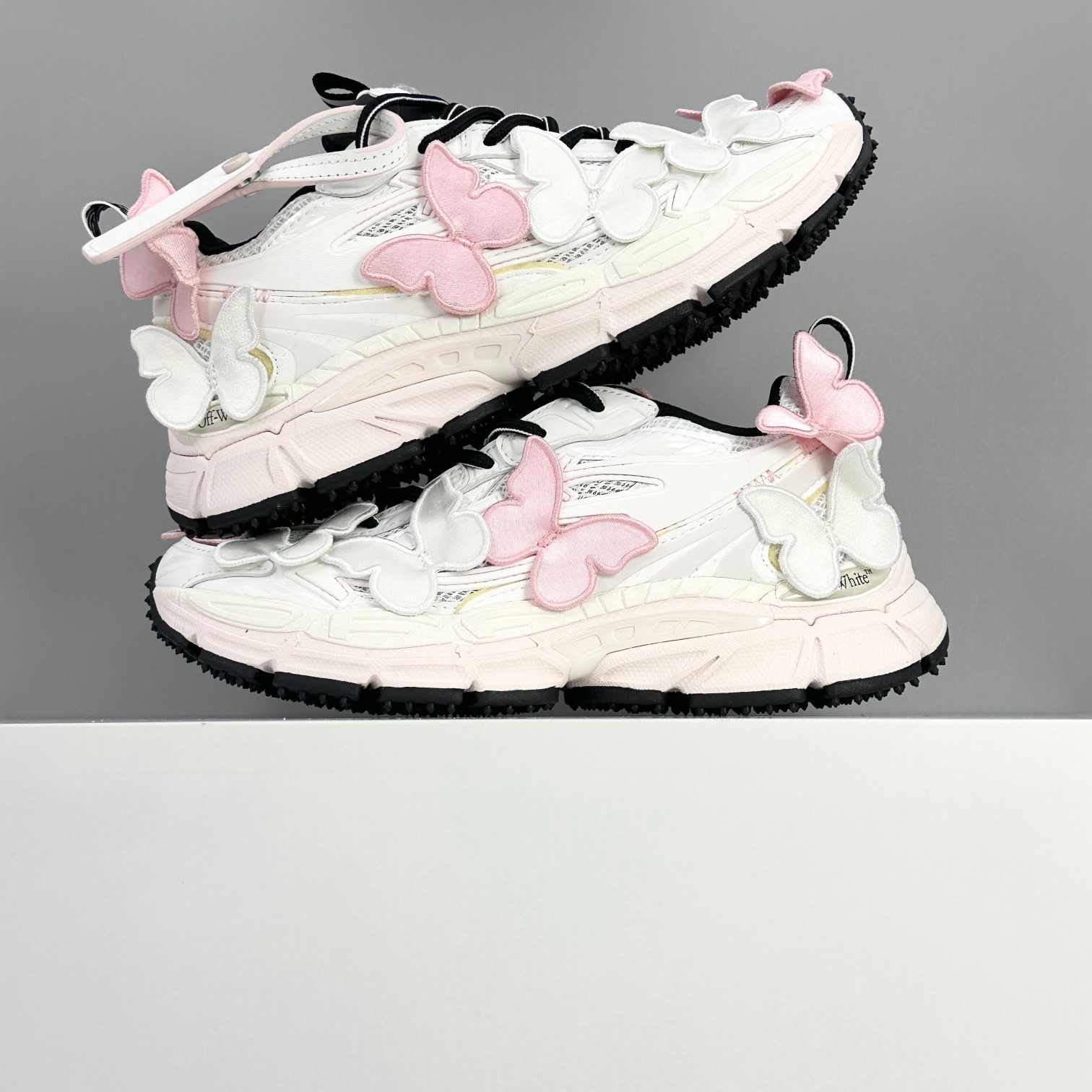 Off-White Women's Butterfly Accent Sneakers - Lightweight & Breathable 4 a1743951553815 7253