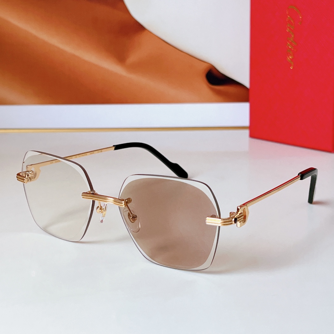 Cartier
MODEL：CT0625S
size：59口17
🔝🔝 
变色➕20