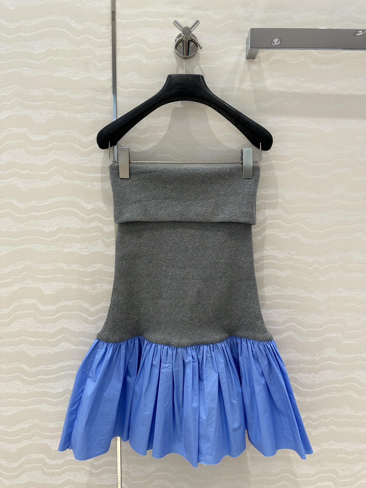 独家首发💕原单品质miu系少女穿搭！叠搭神器抹胸连衣裙！学院风罗纹拼接设计压褶超短半裙！进口高密纯棉罗纹