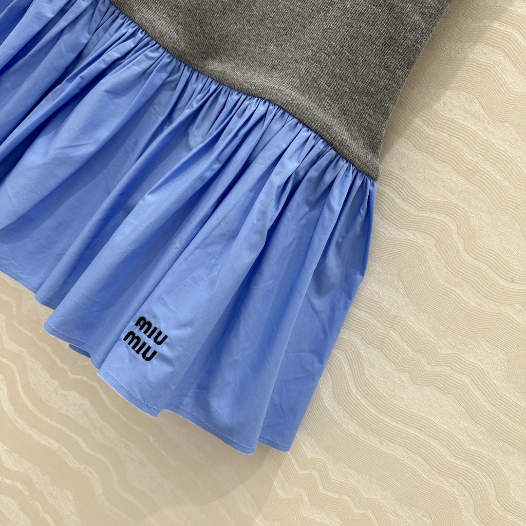 独家首发💕原单品质miu系少女穿搭！叠搭神器抹胸连衣裙！学院风罗纹拼接设计压褶超短半裙！进口高密纯棉罗纹