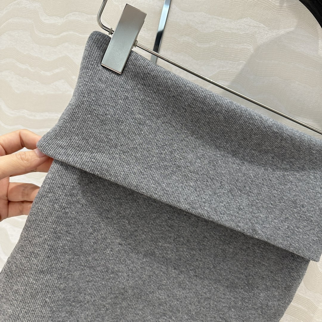 独家首发💕原单品质miu系少女穿搭！叠搭神器抹胸连衣裙！学院风罗纹拼接设计压褶超短半裙！进口高密纯棉罗纹