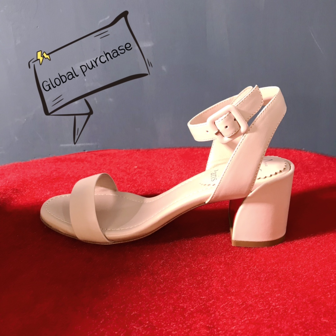 NO:100548,High-end customization 2025 spring and summer sandals new series!  H5.5Cm, size 34-42.35 40 41 42. Genuine leather large sole, customized model, no return or replacement L44-001. Naked pink cowhide, nude pink sheepskin footbed, standard European code Reference:L44-001 Color:pink/pink Material:patent Lining:goat leather Heel height:5.5Cm Sole:leather sole Size:EU 34-42 (US 4-11):,,christian louboutin,sandals,cowhide,sheepskin,Leather soles19860909高端订制 2025春夏凉鞋新款系列！ H5.5Cm,尺码34-42码.35码40码41码42码,真皮大底,订制款,不退不换L44-001.裸粉色牛皮,裸粉色羊皮垫脚, 标准欧码 Reference:L44-001 Color:pink/pink Material:patent Lining:goat leather Heel heigh:5.5Cm Sole:leather sole Size:EU 34－42（US 4一11) :,,christian louboutin,sandals,cowhide,sheepskin,Leather soles,Women's Shoes