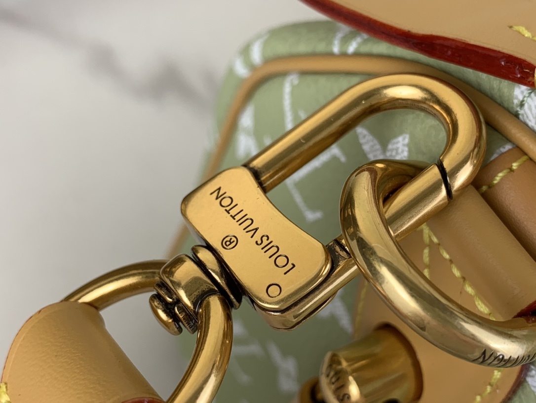 【SPEEDY BANDOULIÈRE25 手袋 】M24437 M13912 M24440果绿色本款