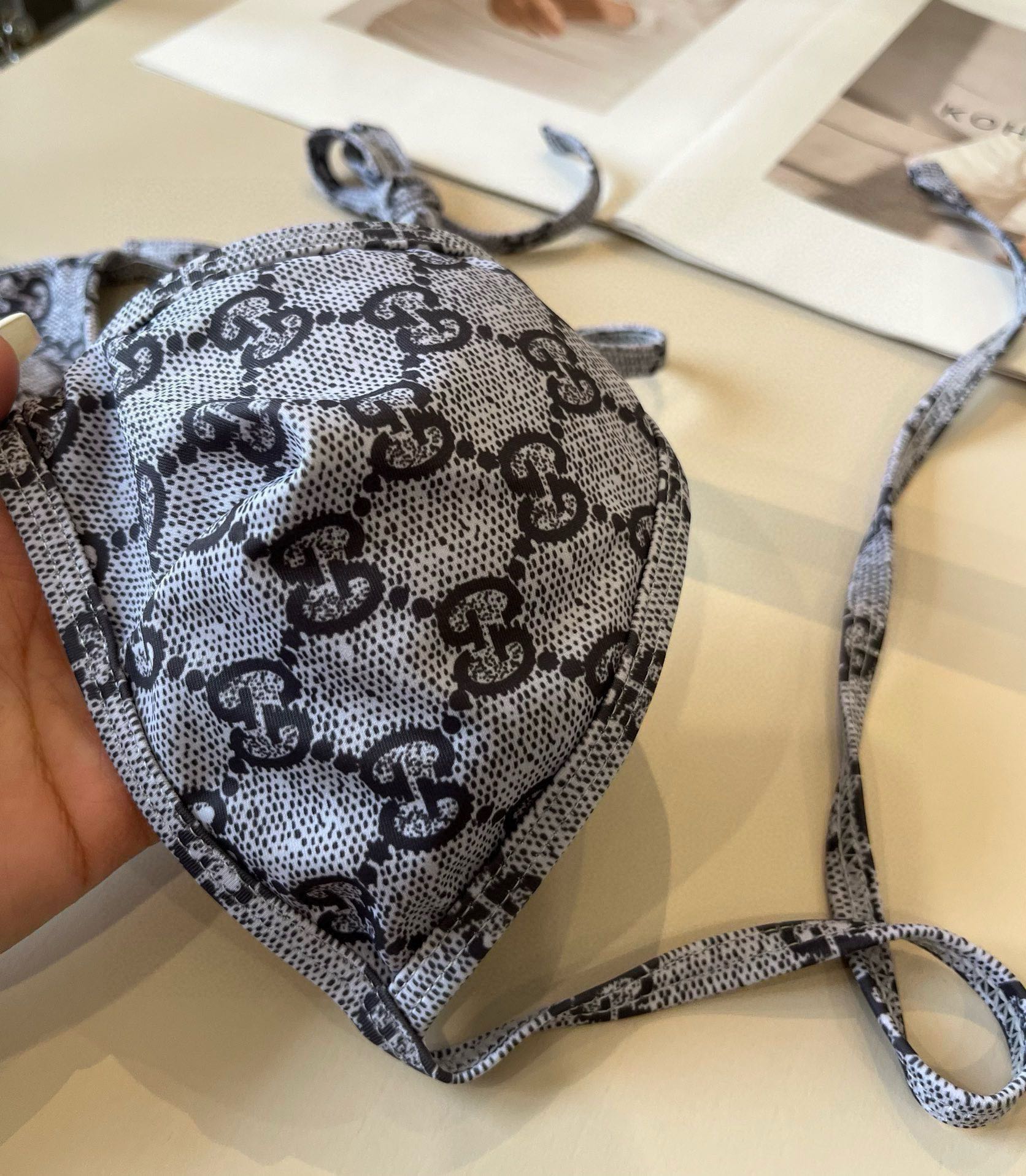 。

Gucci古奇比基尼👙，分体泳衣，S M L XL