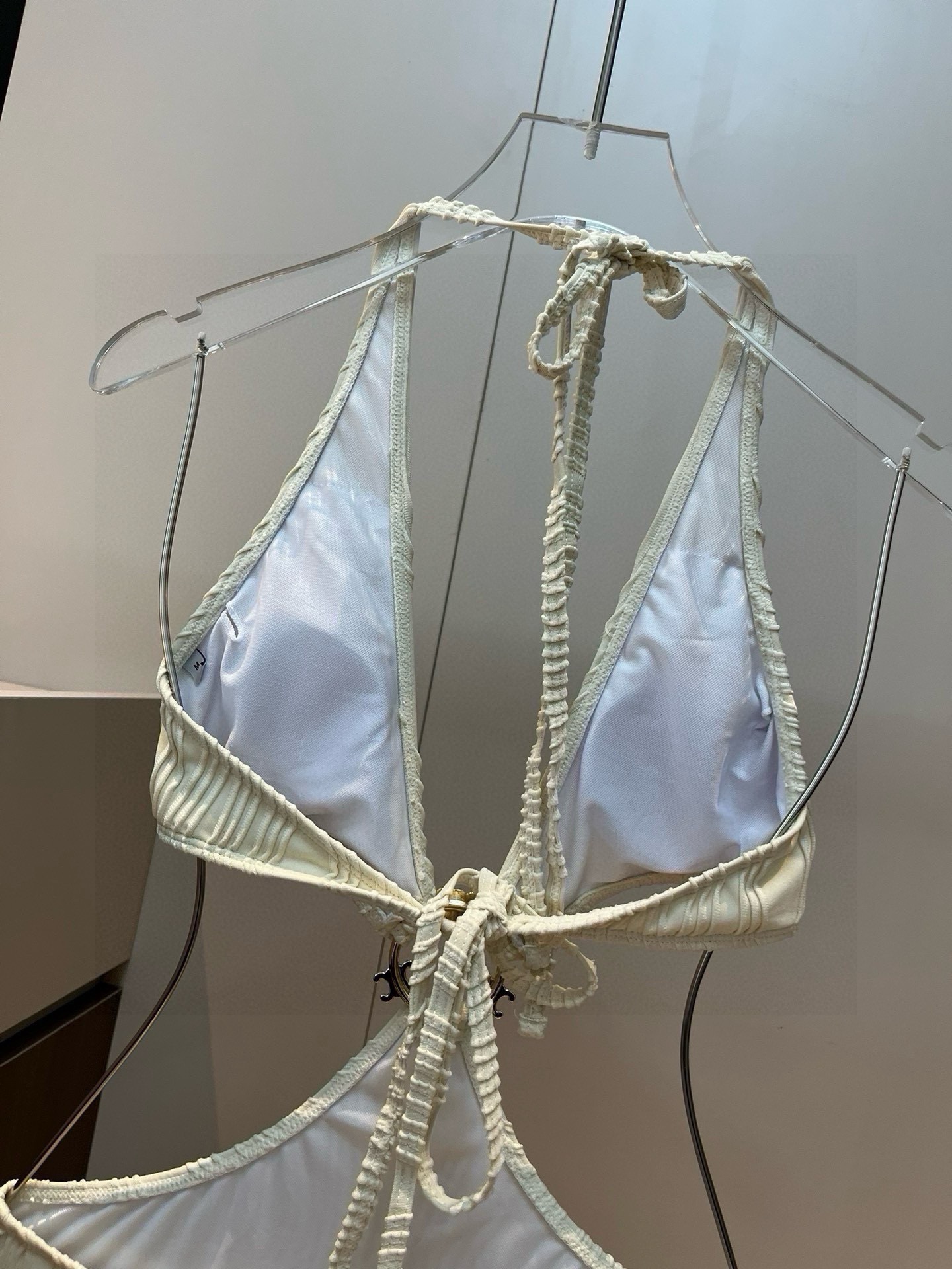 。
Celine赛琳官方新款泳衣比基尼👙，高端定制，S M L XL