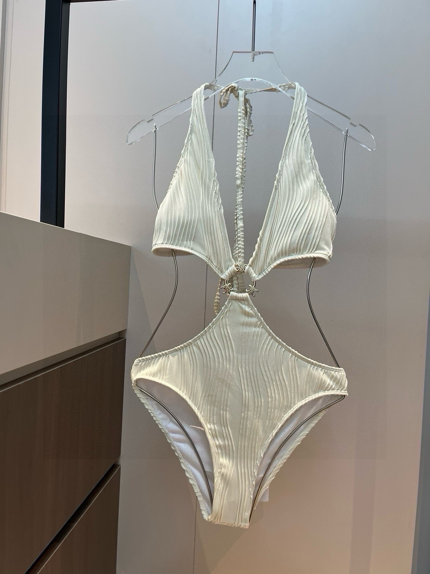 。
Celine赛琳官方新款泳衣比基尼👙，高端定制，S M L XL